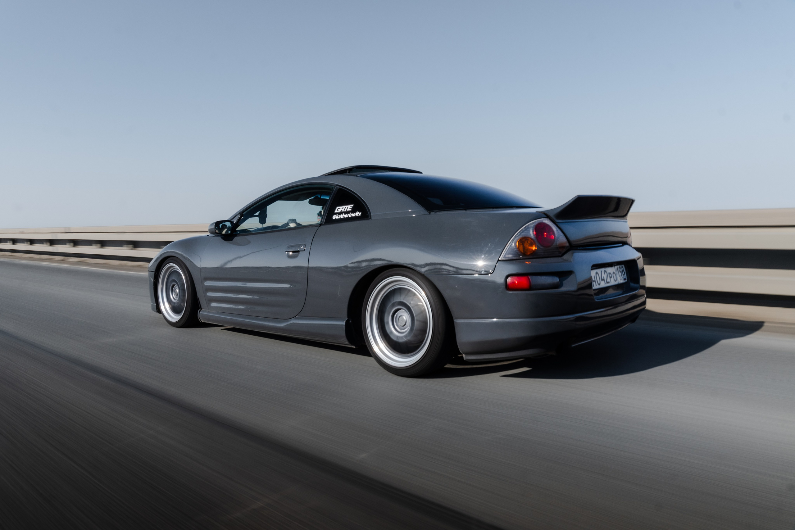 Mitsubishi Eclipse. Opasnophoto