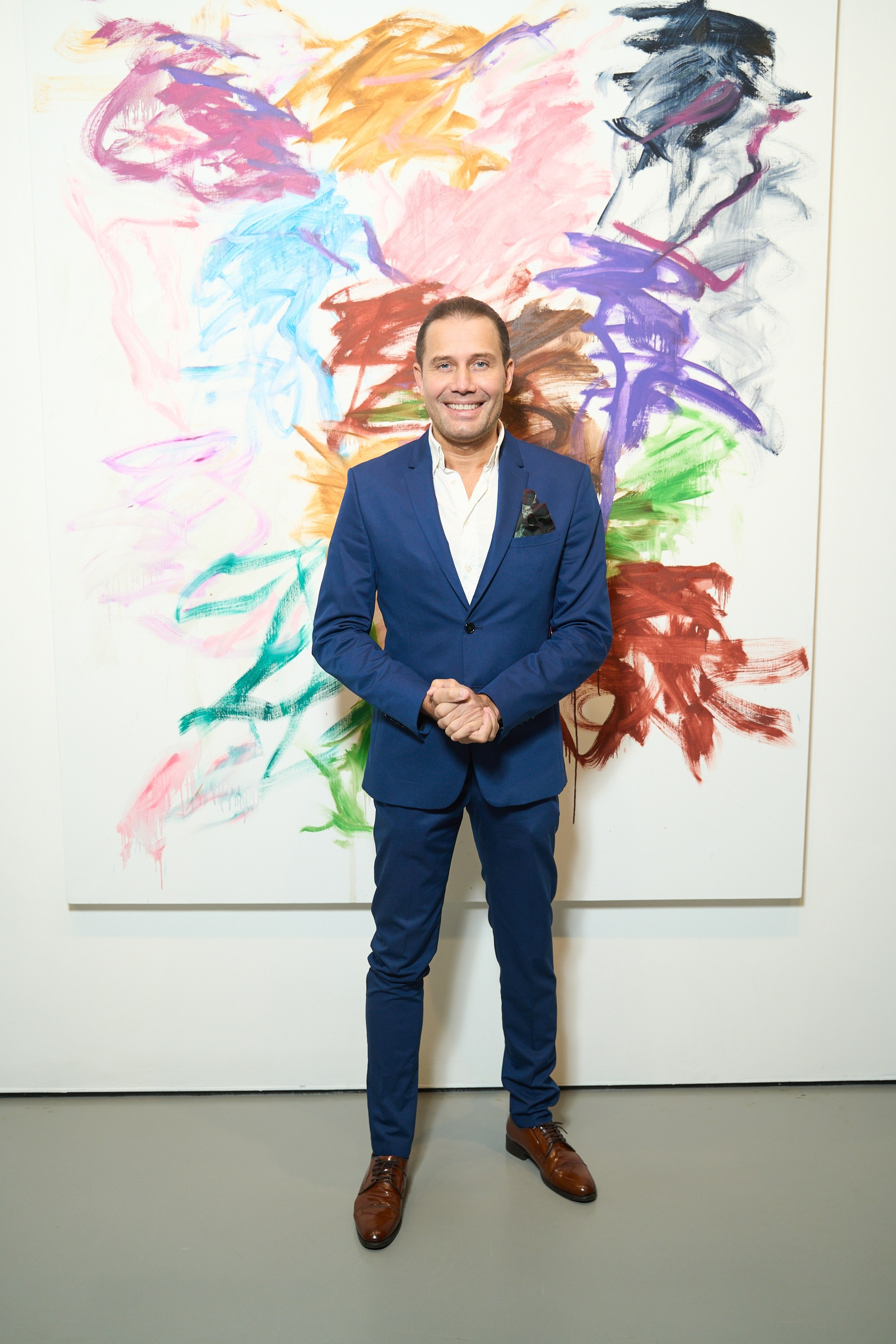 Светская хроника. Антон Чигляков -   профессиональный фотограф