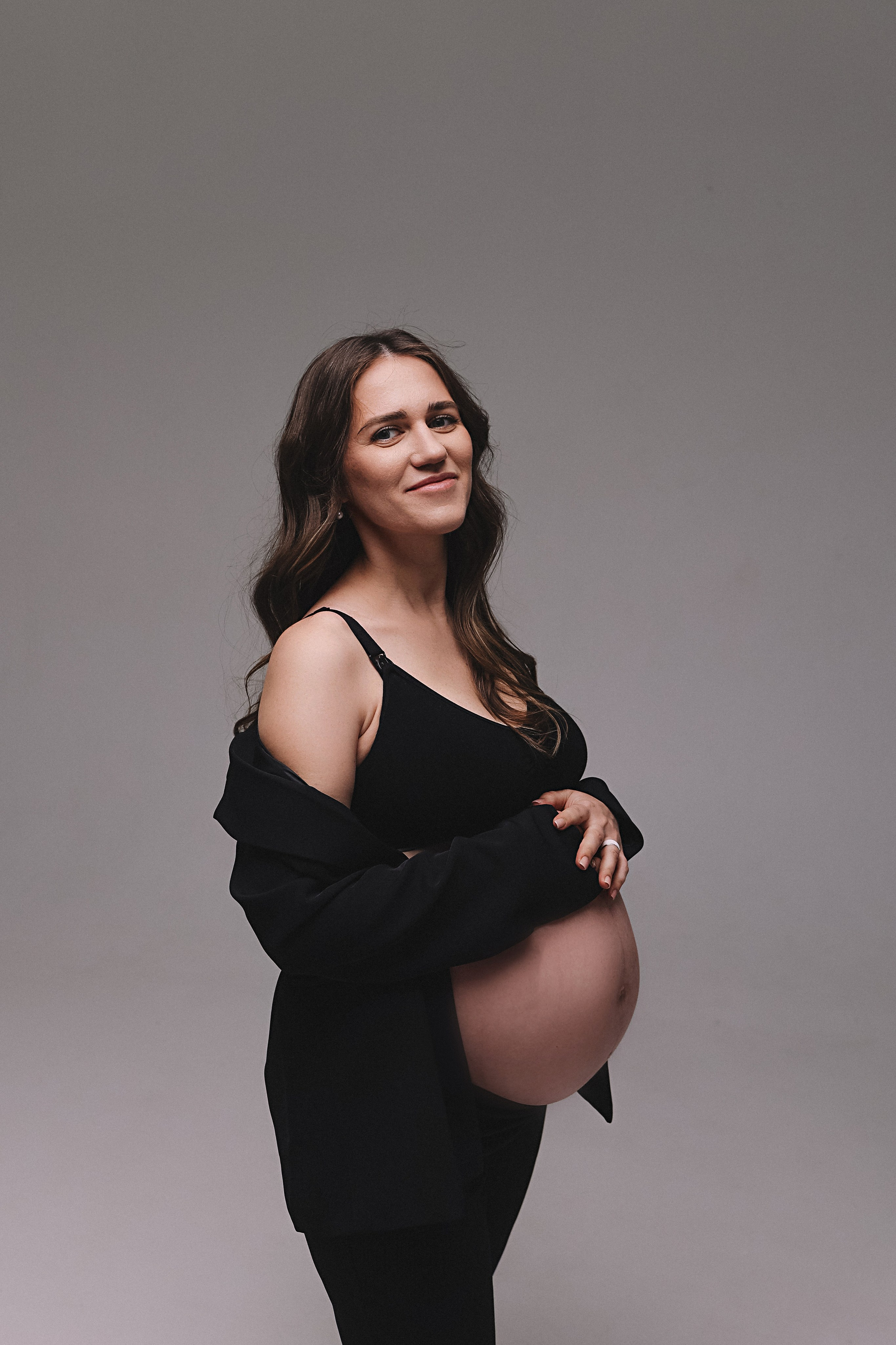 10/11 беременность. Семейный фотограф Тюмень, фотограф на роды Салмина Мария