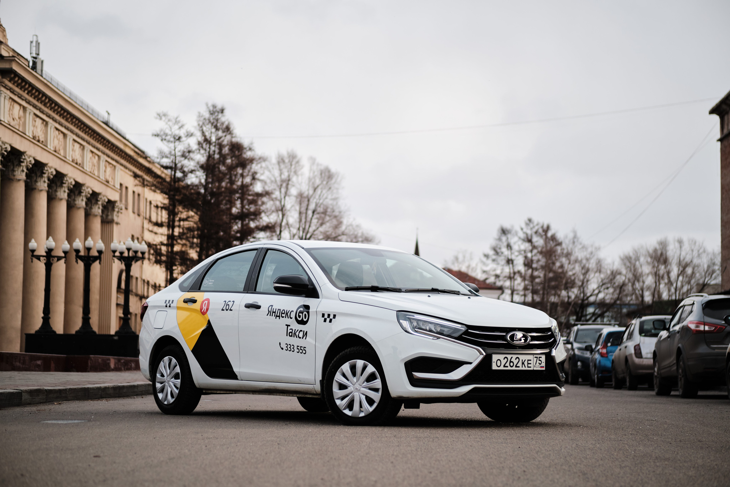 Новый автопарк Яндекс такси в Новокузнецке. Свадебный и семейный фотограф в Новокузнецке Иван Иванов