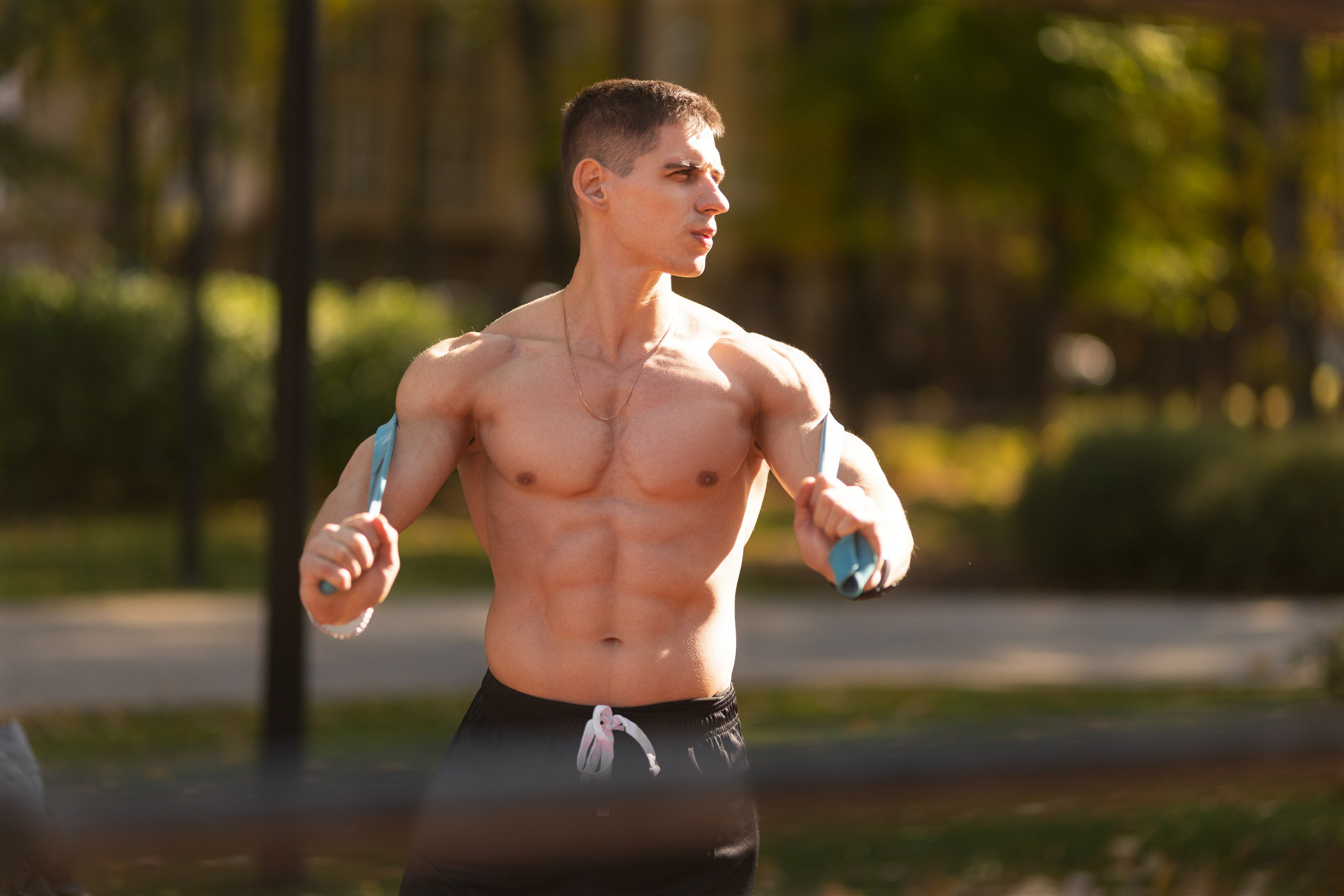 Фотосет на спортплощадке с Владом для контента. Дмитрий Шульгин, портретный фотограф в Воронеже