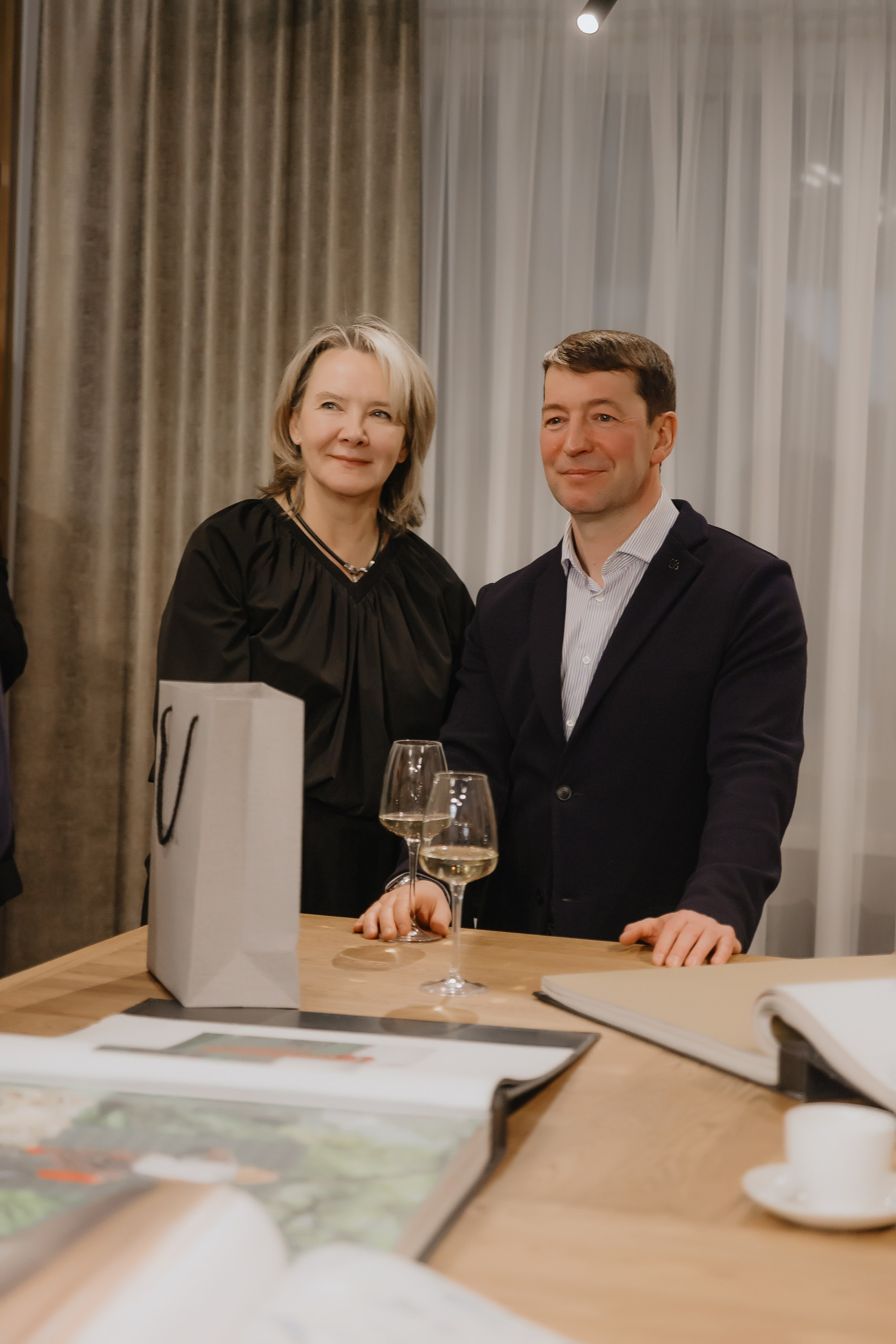 Открытие нового пространства интерьерного салона L. DECO в феврале 2025. L. Deco интерьерный салон. Краски/обои/лепной декор