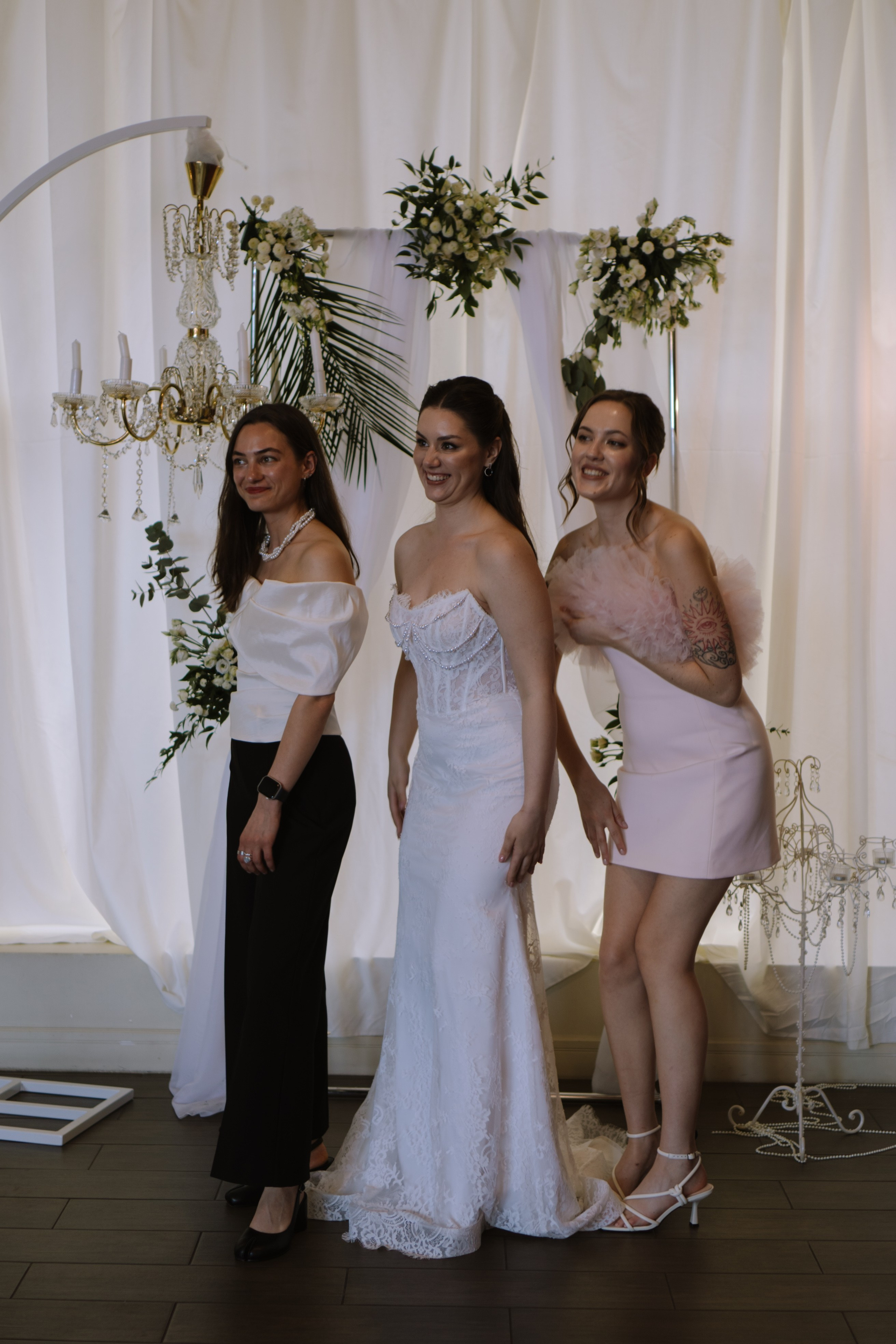 СВАДЕБНЫЙ БАНКЕТ НА ВЛАДИМИРСКОЙ В САНКТ-ПЕТЕРБУРГЕ (КАМЕРНАЯ СВАДЬБА). Профессиональный фотограф, Санкт-Петербург — Виктория Богомолова