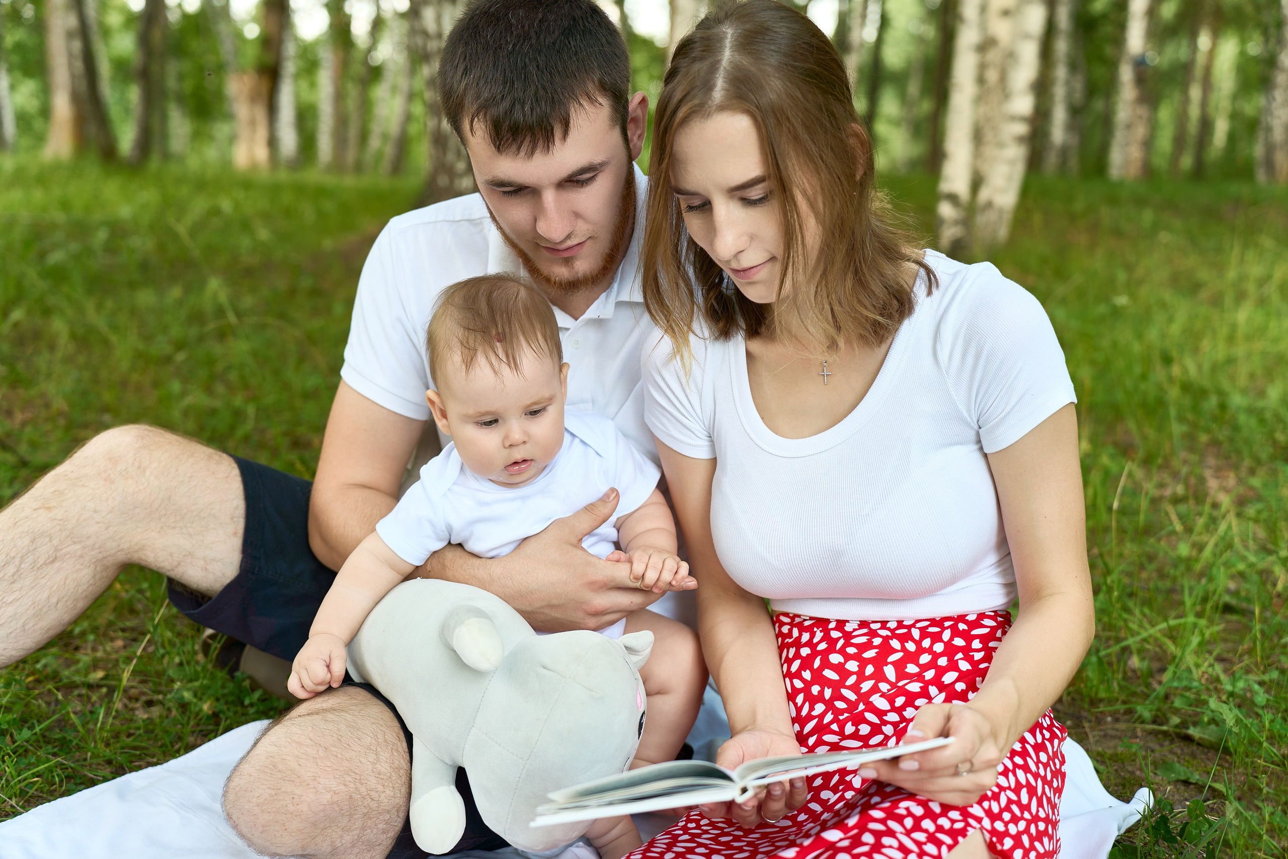 С маленькими детьми на природе. Репортажный и портретный фотограф в Томске Ларионов Артём