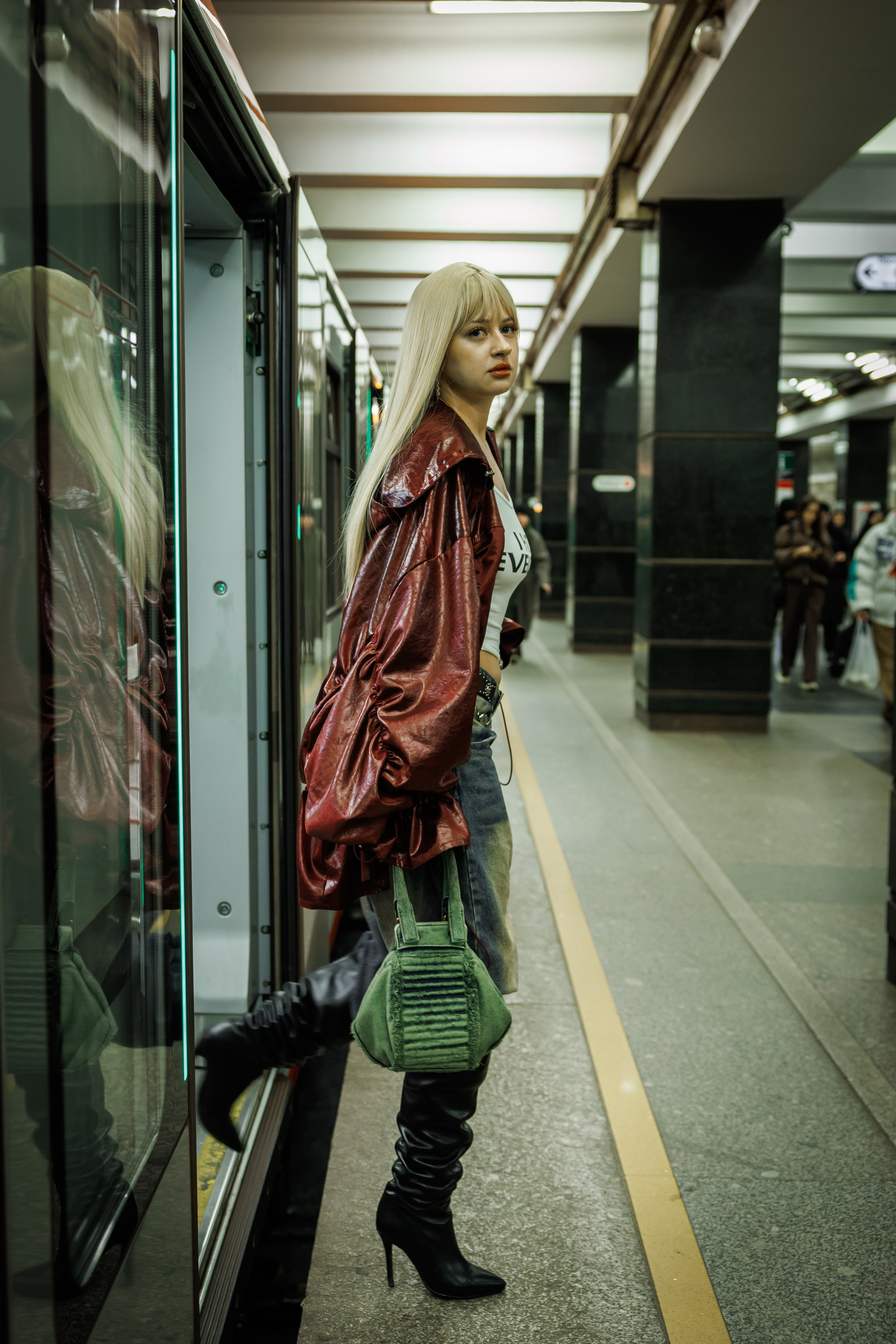 Вечернее METRO. Портретный фотограф Панферова Регина г. Санкт-Петербург, г. Казань