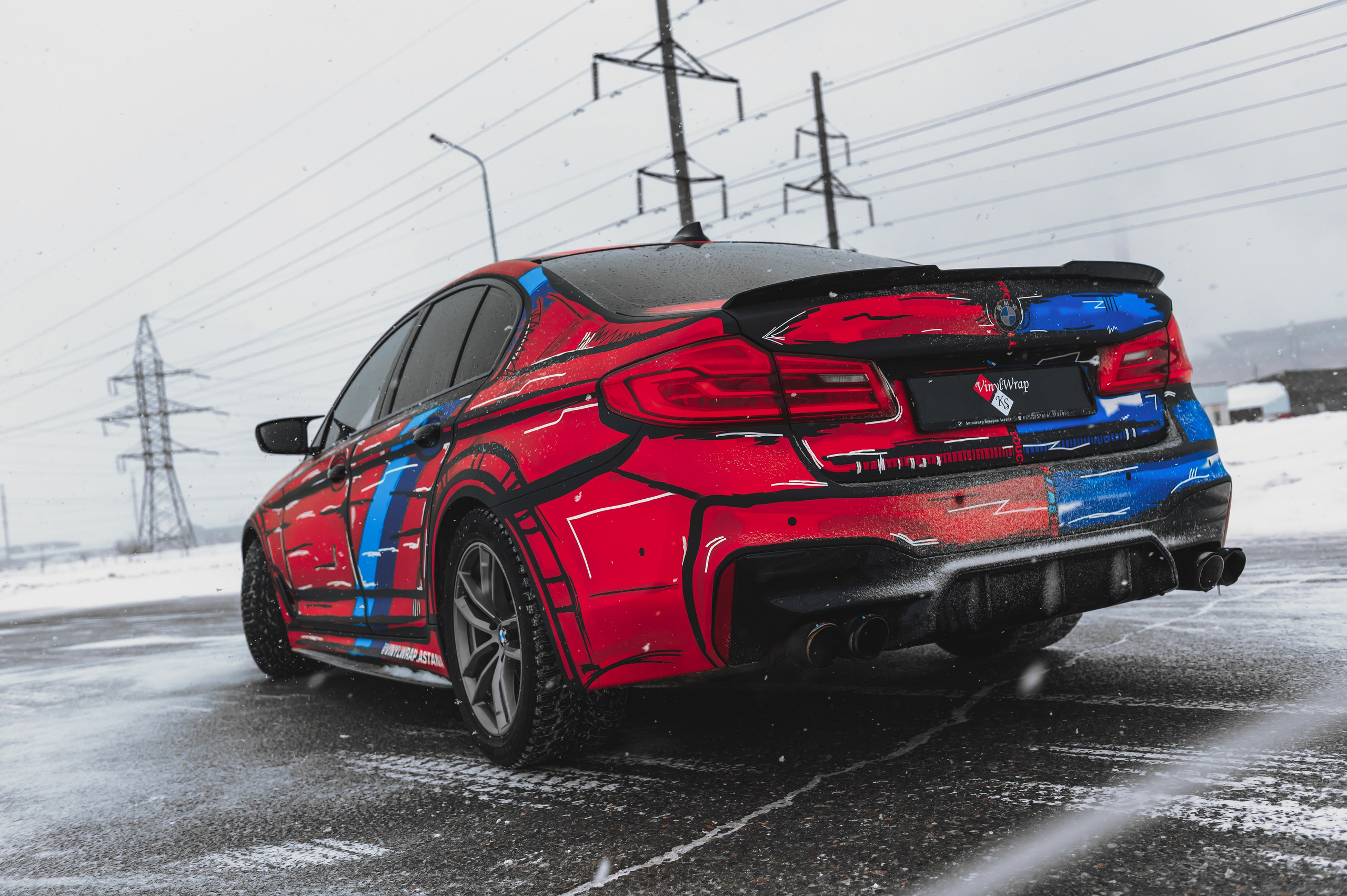 Винилография на BMW 5 G20. Студия дизайна и оклейки авто Barmaley Design