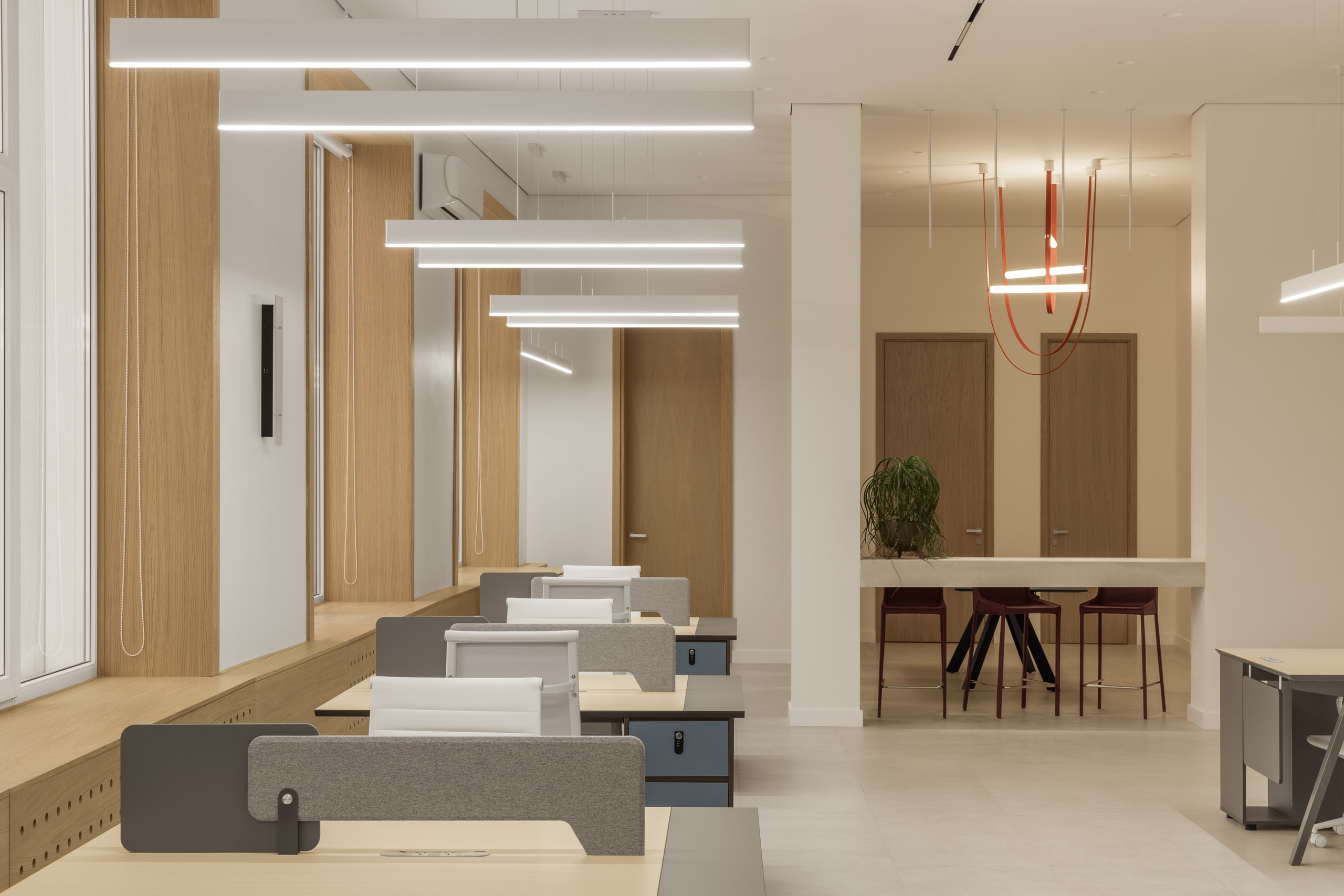 Дарина Иржанова — офис Траст Петролиум. Roman Yakunin — interior photographer in Almaty, Kazakhstan