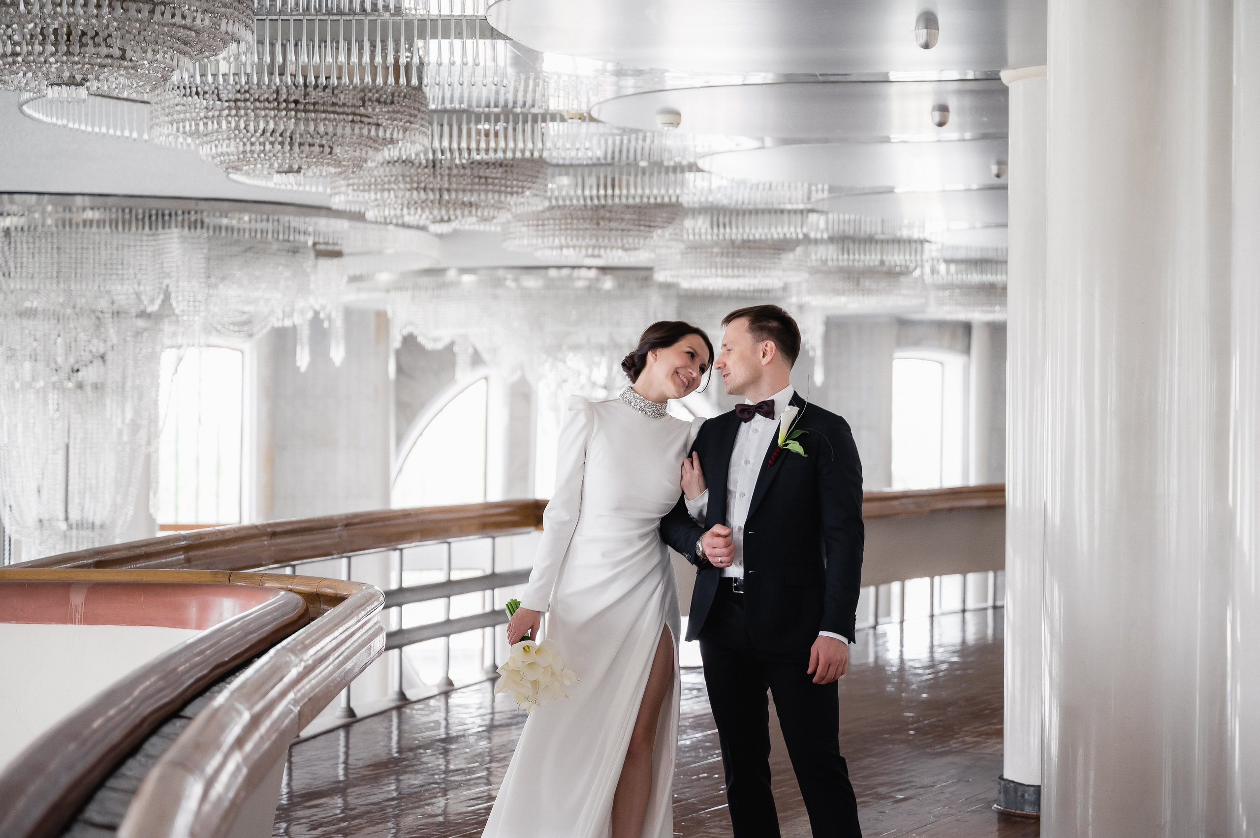 Современная классика. Свадебное агентство Reverence Самара