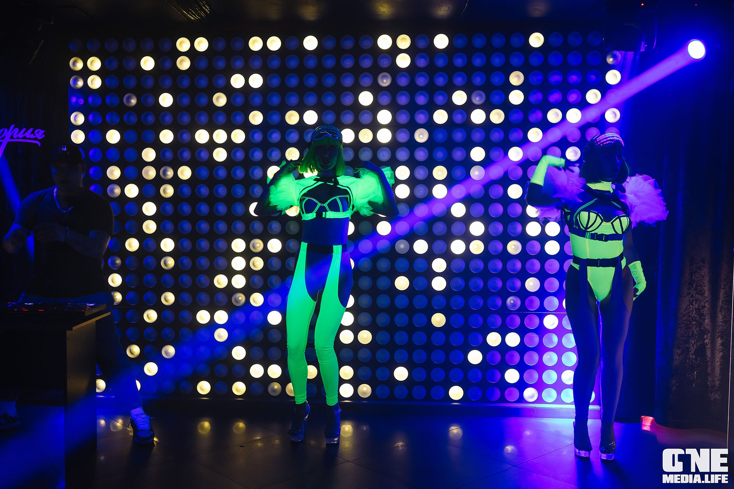 Фоторепортаж из караоке-клубе Эйфория. One Media Life: фоторепортажи, фотоотчеты с мероприятий и заведений