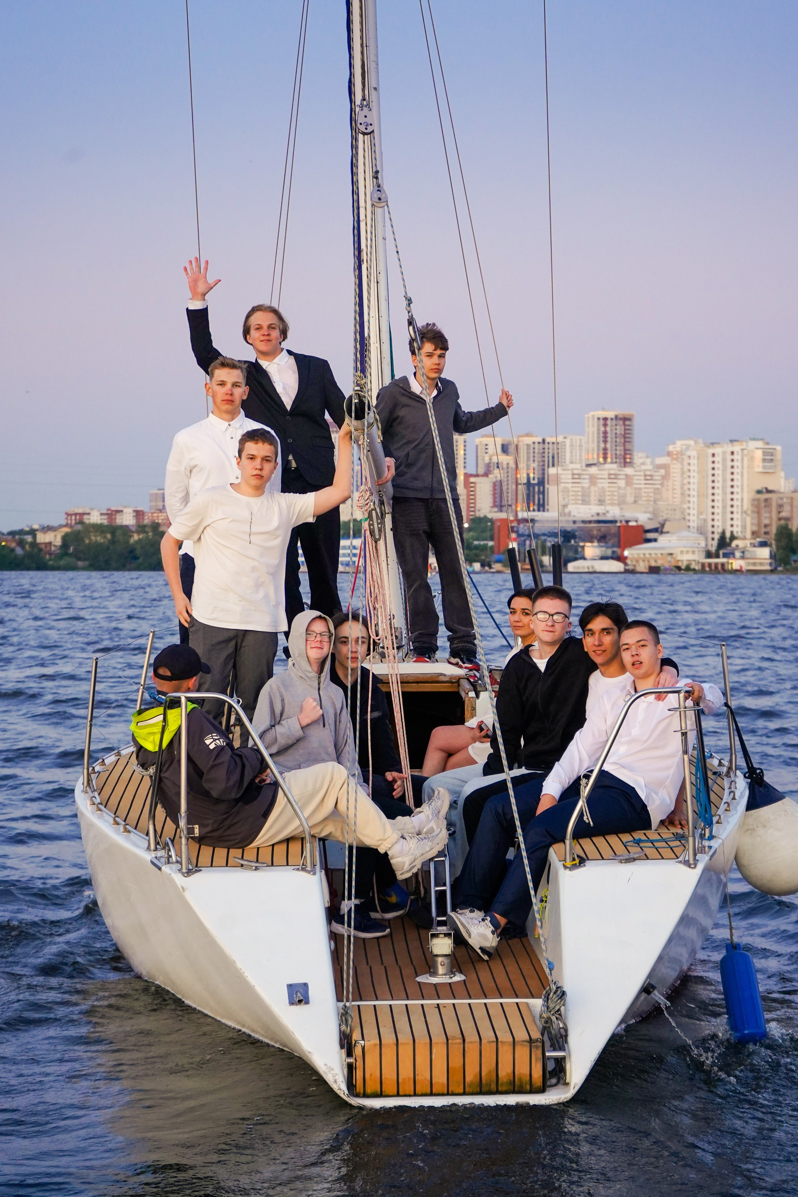 Выпускной 9 класса школа 19 в Коматек. Семейный и портретный фотограф в Екатеринбурге Анна Лобанова