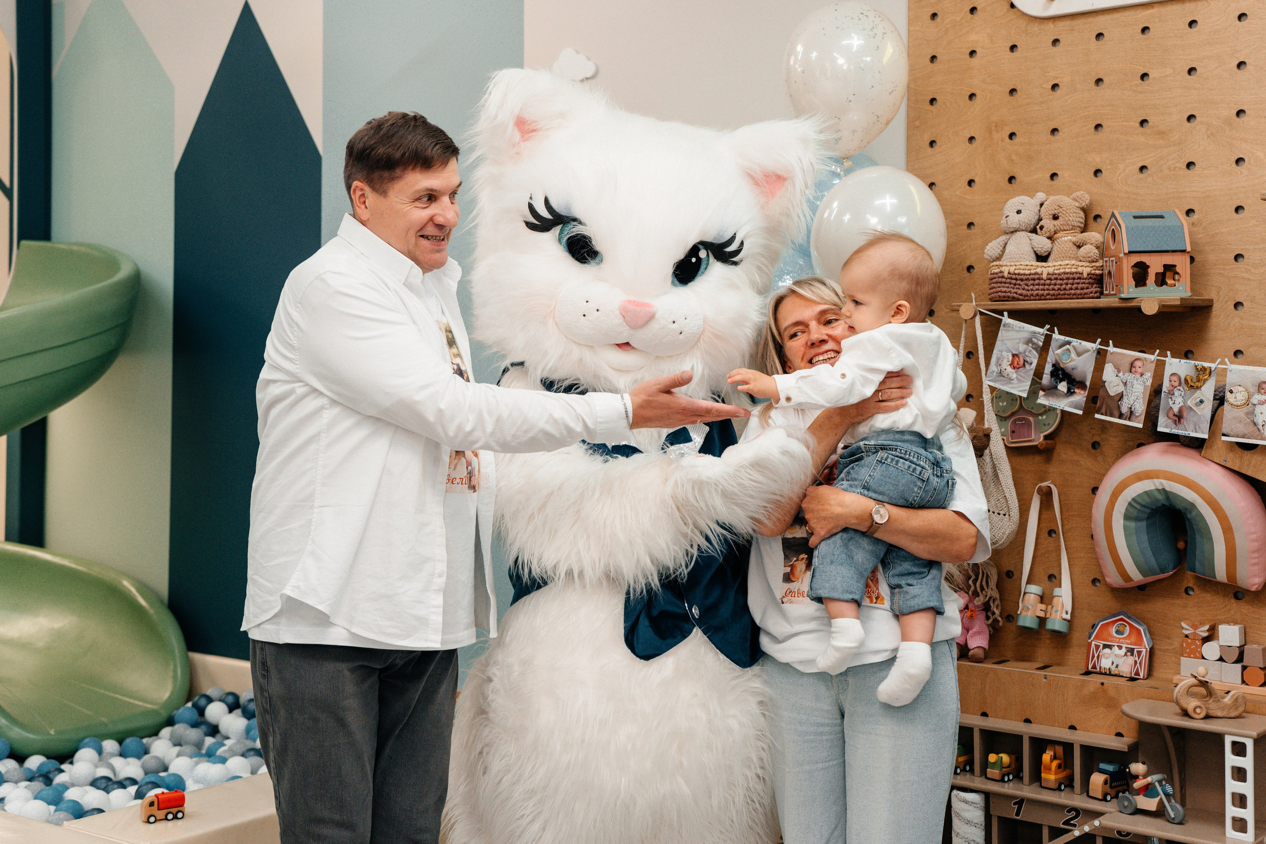 Годовасие Савелия. Ваш семейный фотограф в Минске — Вика Трегубова