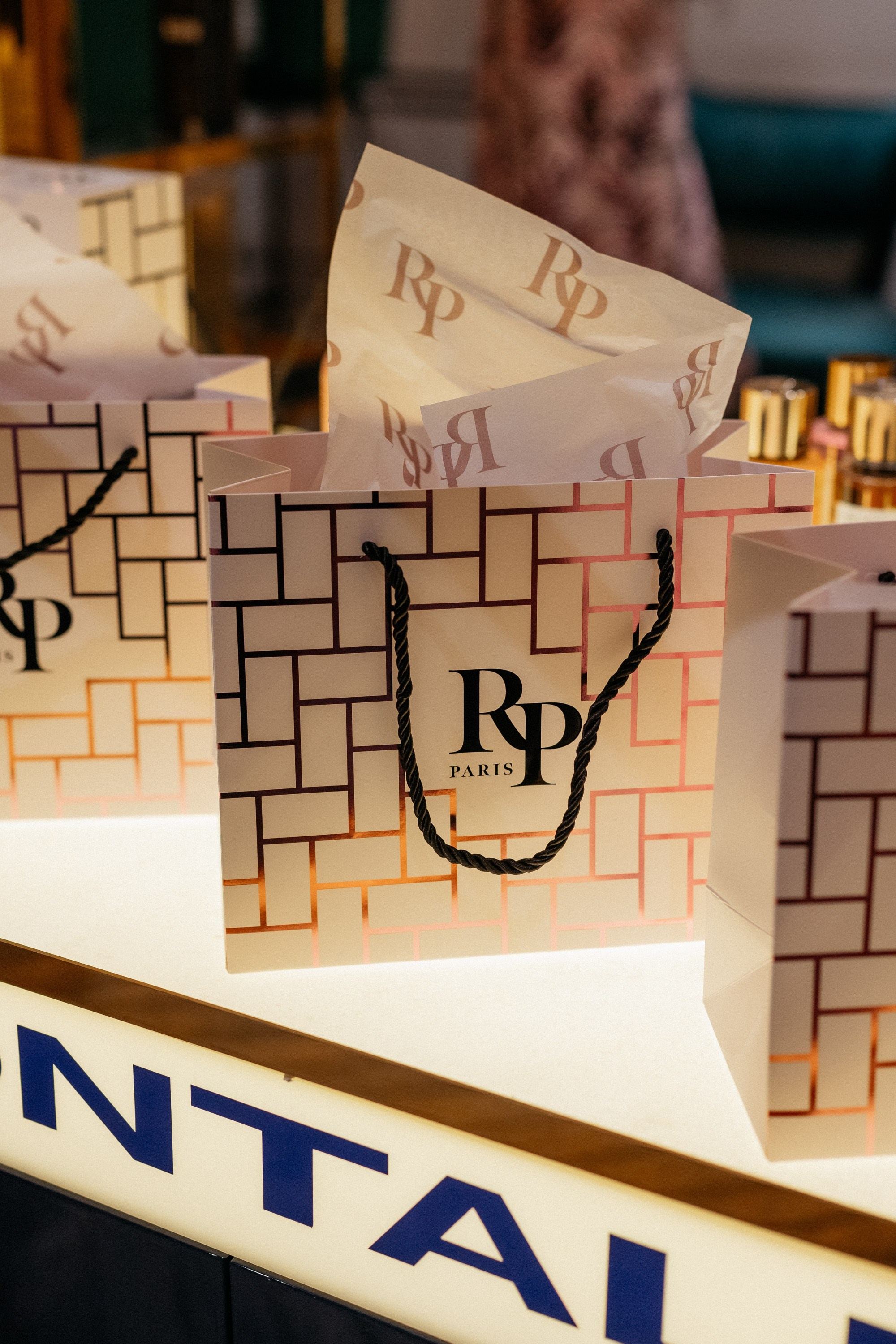 PROBIRKA21 — КИНОПОКАЗ. СВОИ. ФОТООТЧЕТЫ-СОБЫТИЯ-МЕСТА