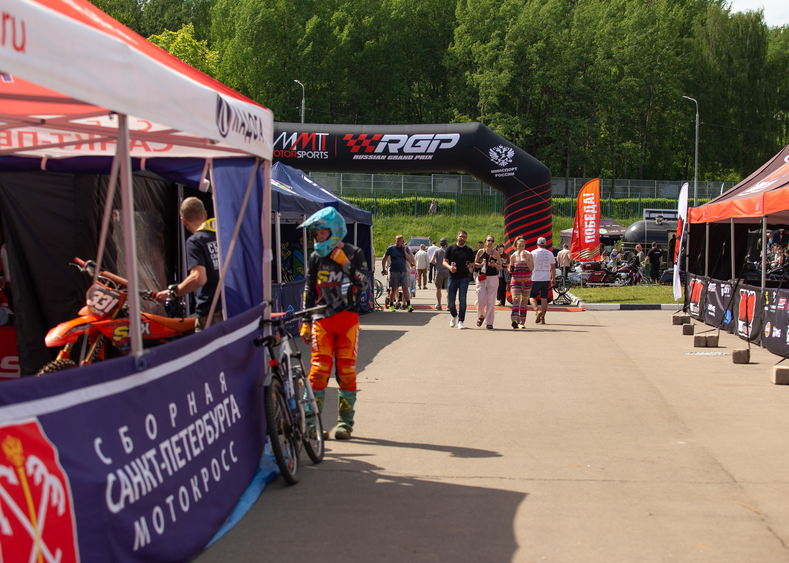 Чемпионат Москвы по суперкроссу 2025. Репортажный фотограф в Москве