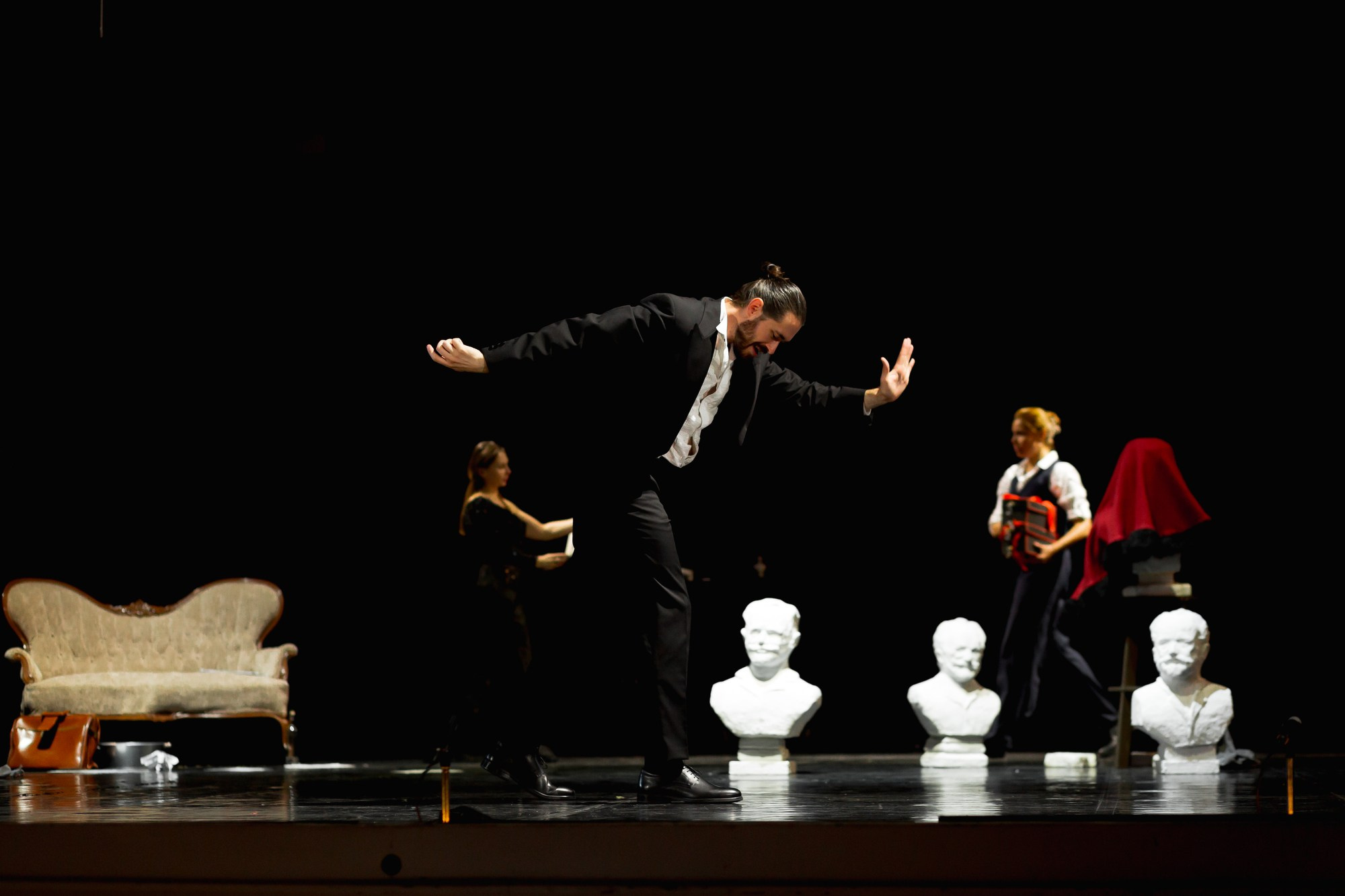 Спектакль Приглушенные голоса в Театре Эрмитажа (+репетиция). Семейный и портретный фотограф в Санкт-Петербурге Андрей Воробьев