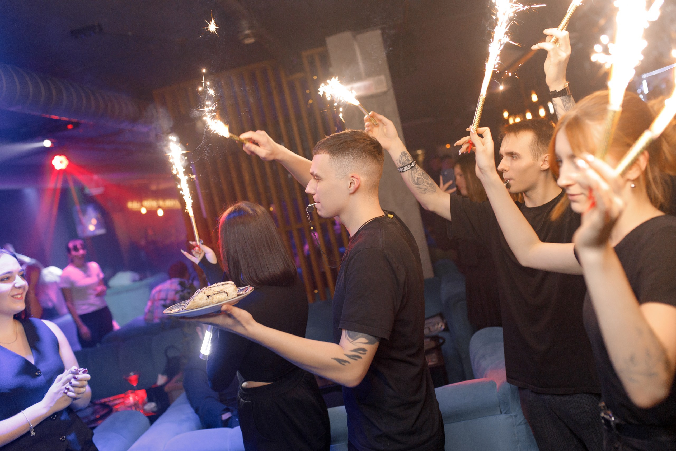 25/11/23 Караоке в Мята Спортивная. Мята Спортивная — Кальянная, караоке, бар в Минске