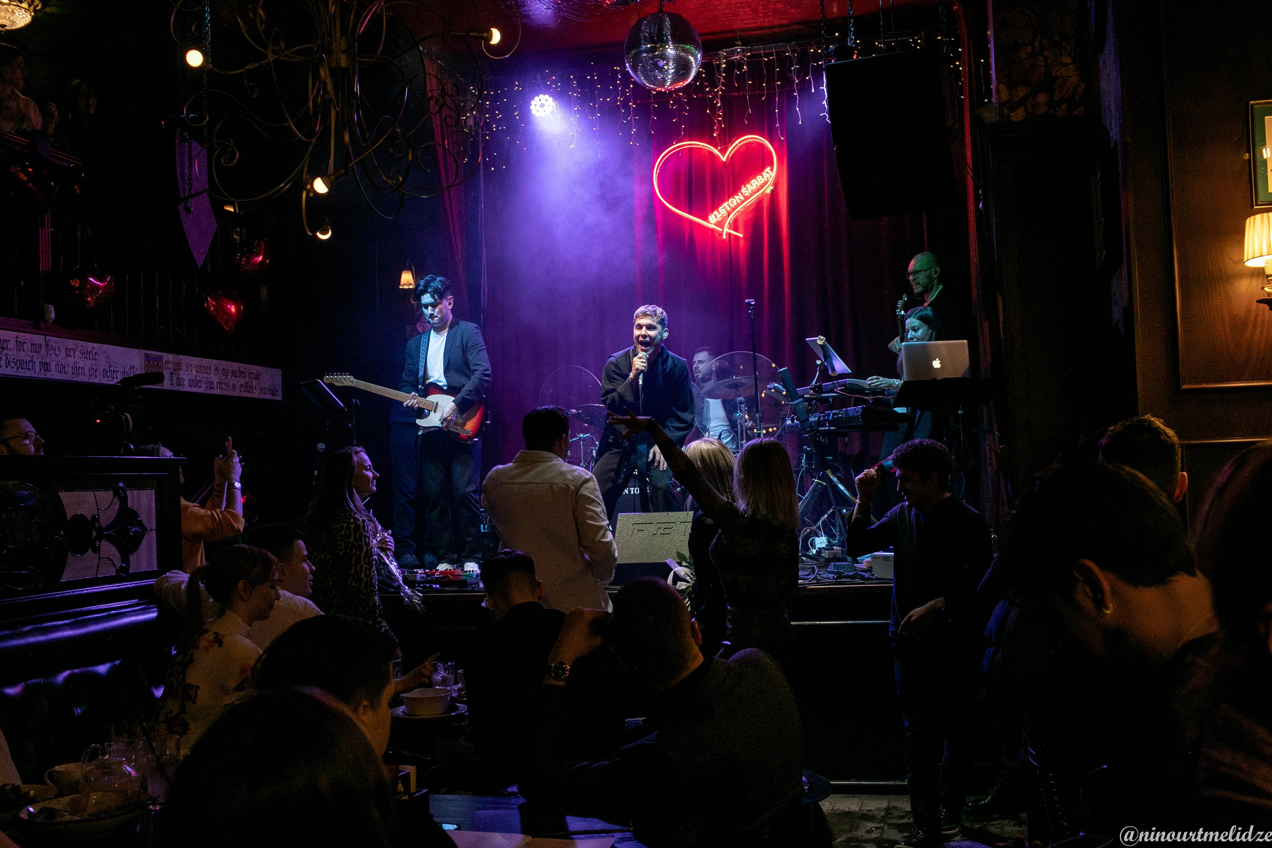 Сольный концерт Романа Исаева. Art photographer Nino