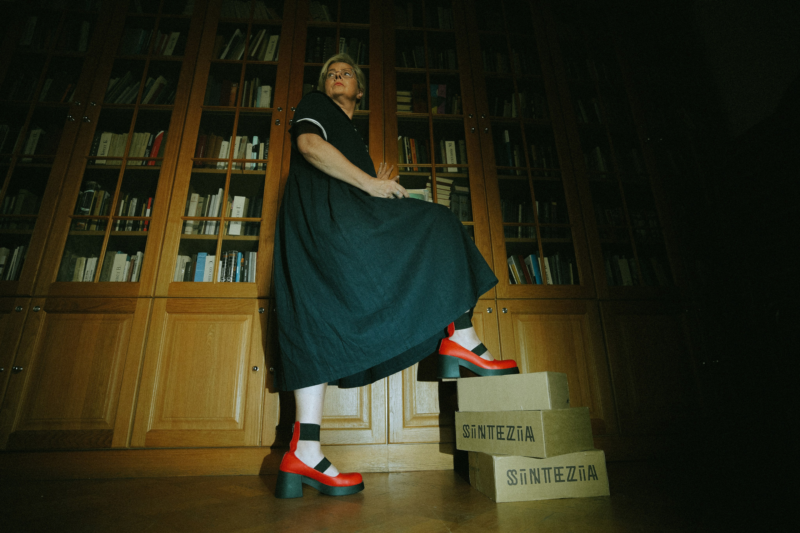 АКТРИСЫ?. Стрит-фотография, полная абсурда, идиотизма и красоты