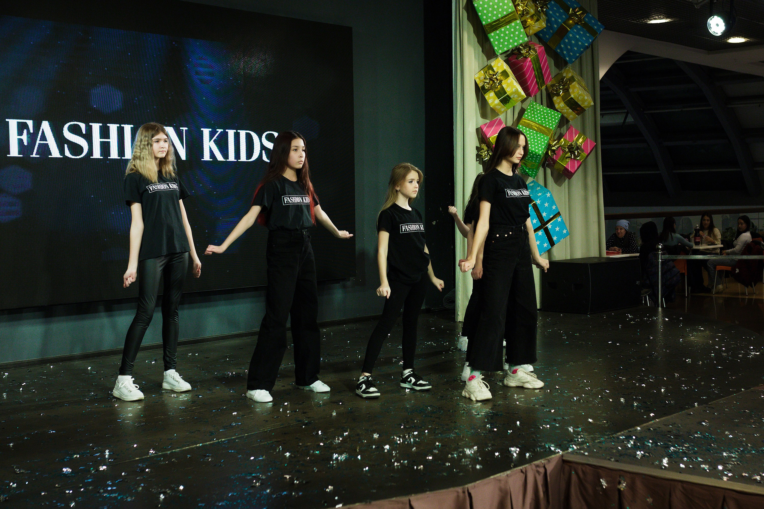 ДЕТИ. Roman Photo