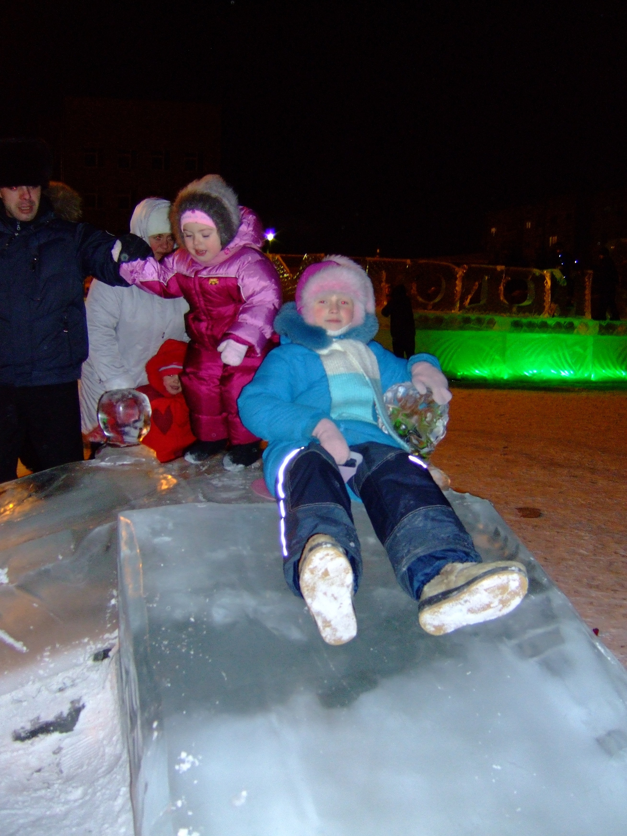 Новый Год 28.12.07-01.01.08 (Елка ТЭЦ, У Зевиных). Семейный, Свадебный фотограф СПБ Питер— Романова Екатерина