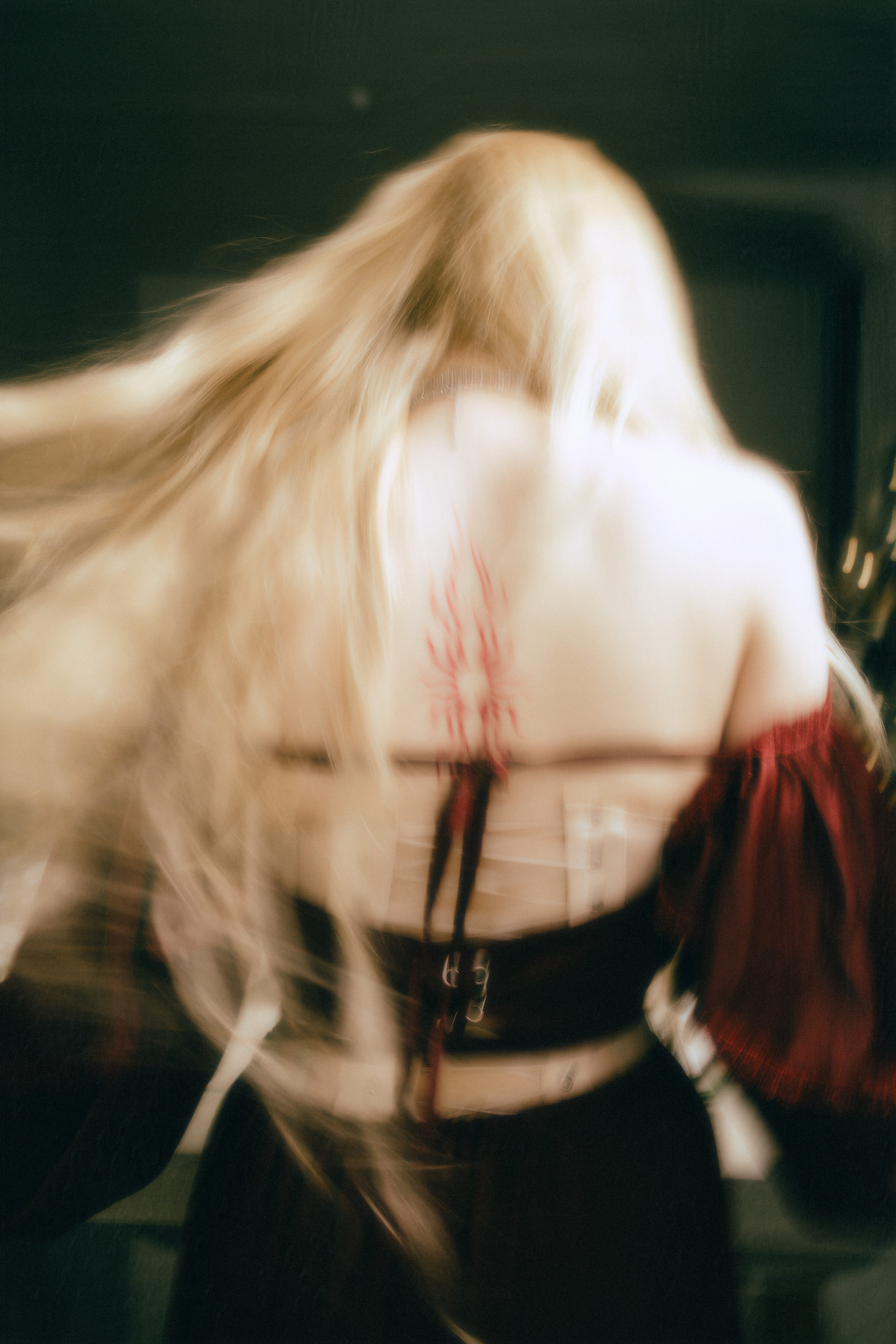 Дарина — алкогольная съёмка. Фотограф в Москве Максим Скоробогатов