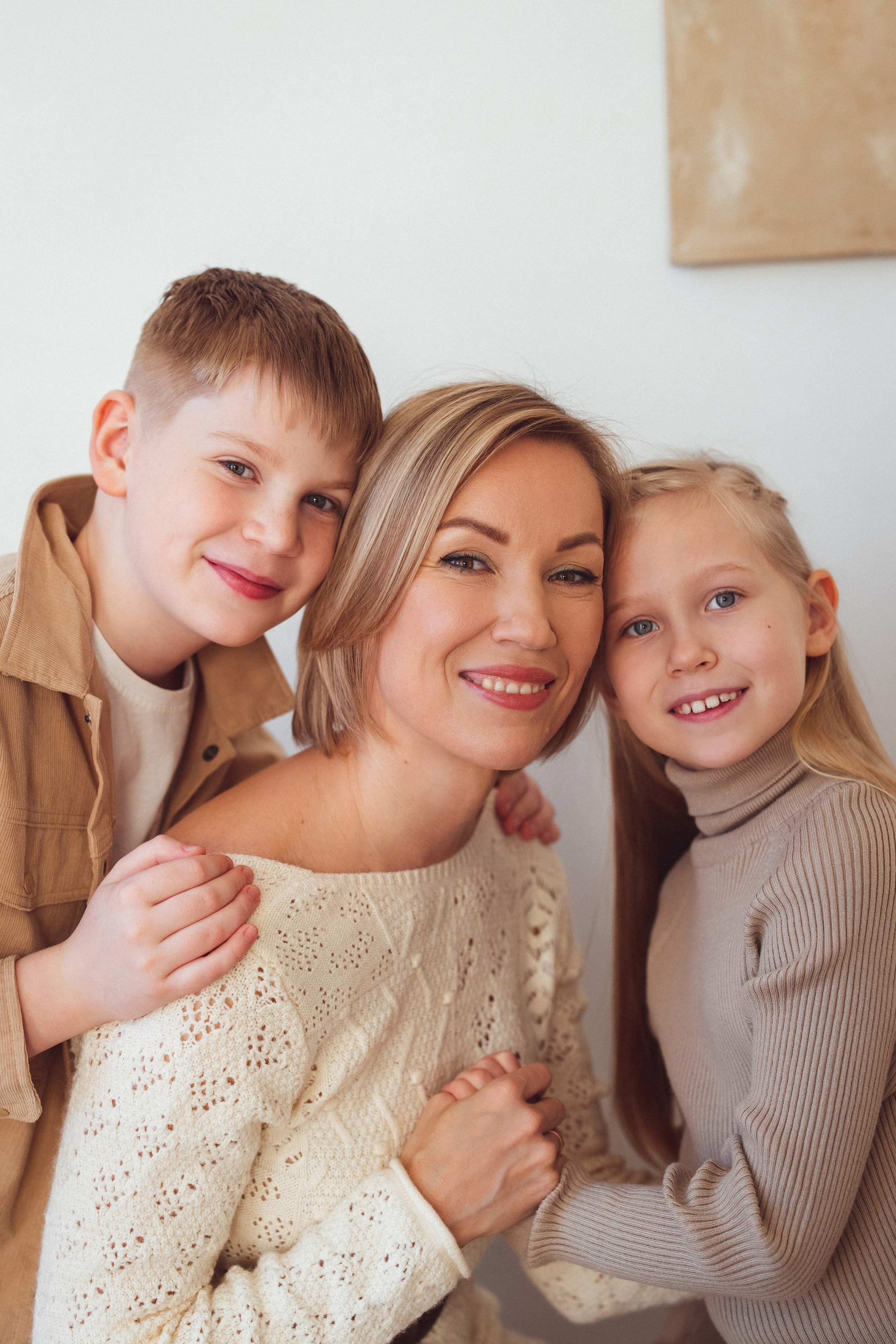 Семейная фотосессия в фотостудии «Mestone». Семейный и детский фотограф в Краснодаре Анна Трашкова