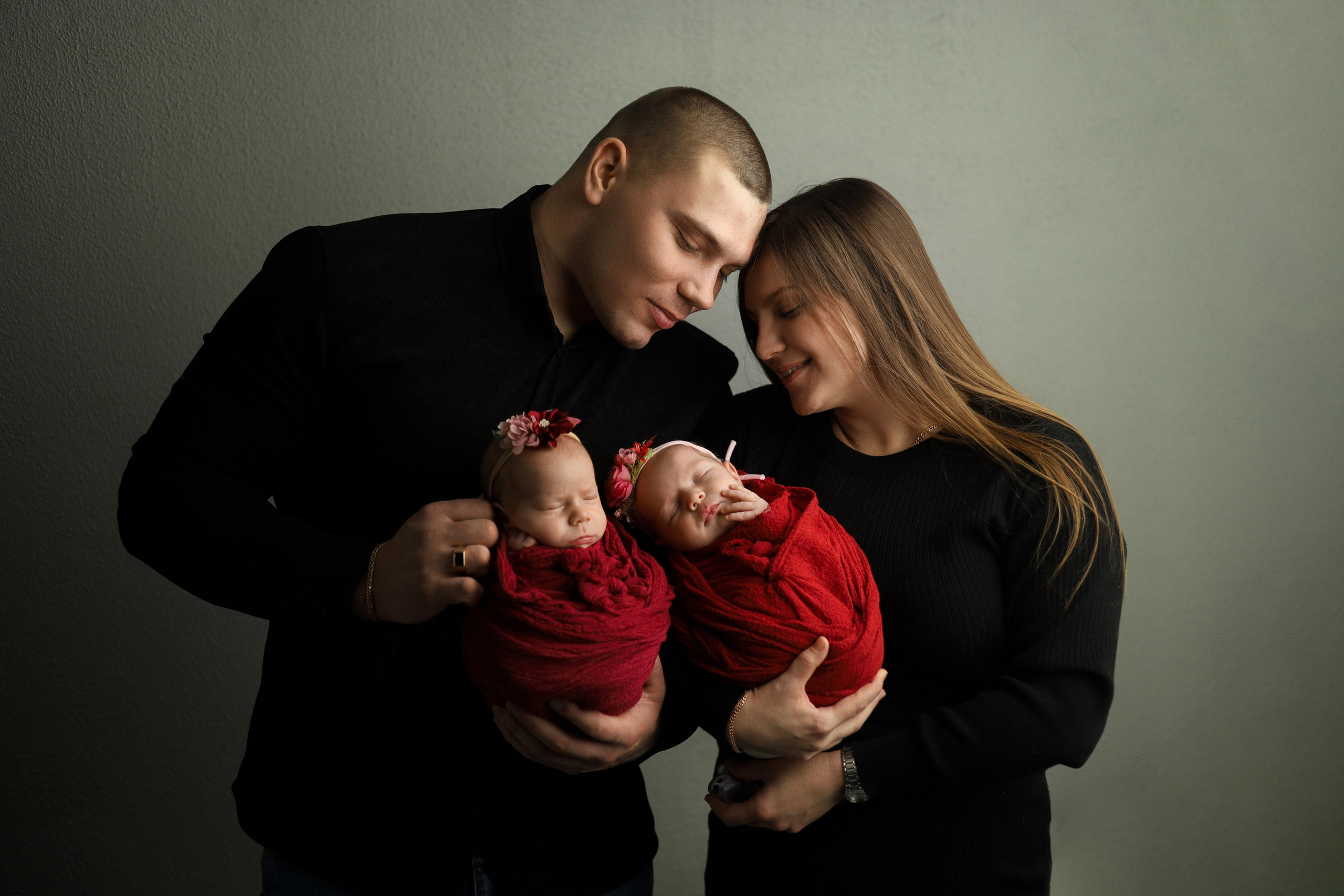 Двойни. Фотограф новорожденных Саратов