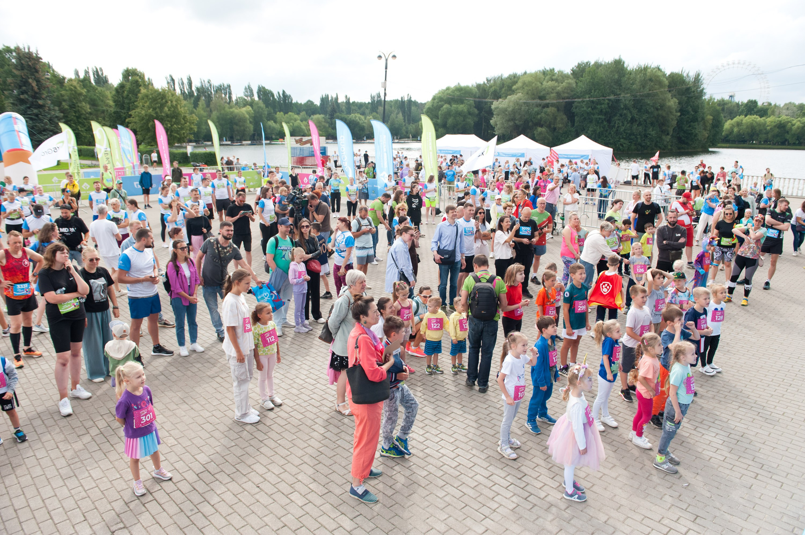 Корпоративное. Забег X5 Retail Group. Репортажный фотограф и видеограф Слава Думчев. Тимбилдинги, отчетники, корпоративы