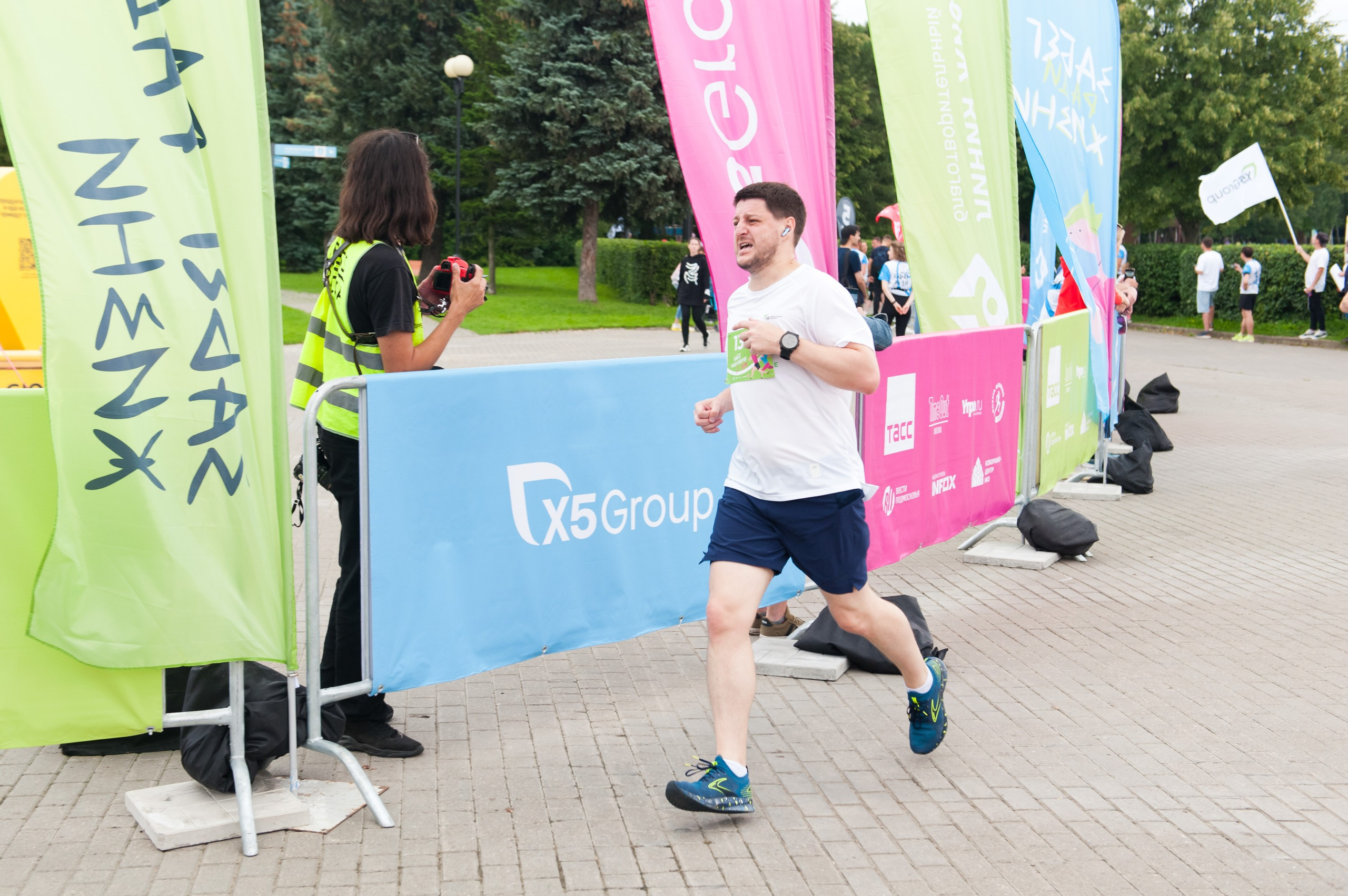 Корпоративное. Забег X5 Retail Group. Репортажный фотограф и видеограф Слава Думчев. Тимбилдинги, отчетники, корпоративы