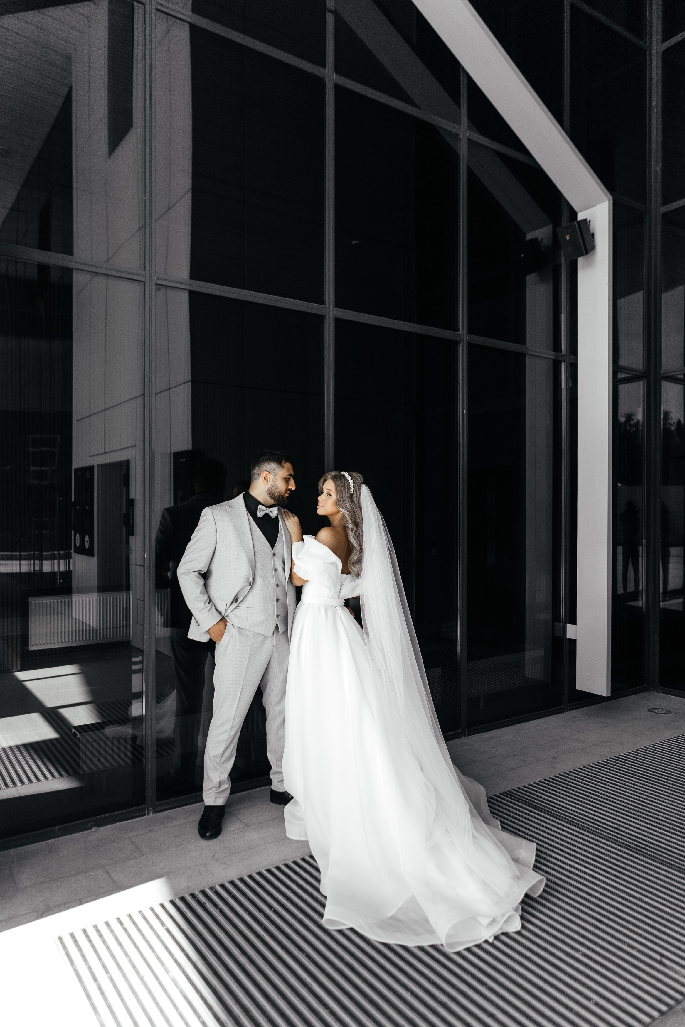 Свадебный фотограф Уфа — Руслан ГабдлисламовЖивые эмоции, красивые кадры, воспоминания на всю жизнь.Работаю по всей Республике Башкортоста. Свадебный фотограф Уфа Руслан Габдлисламов