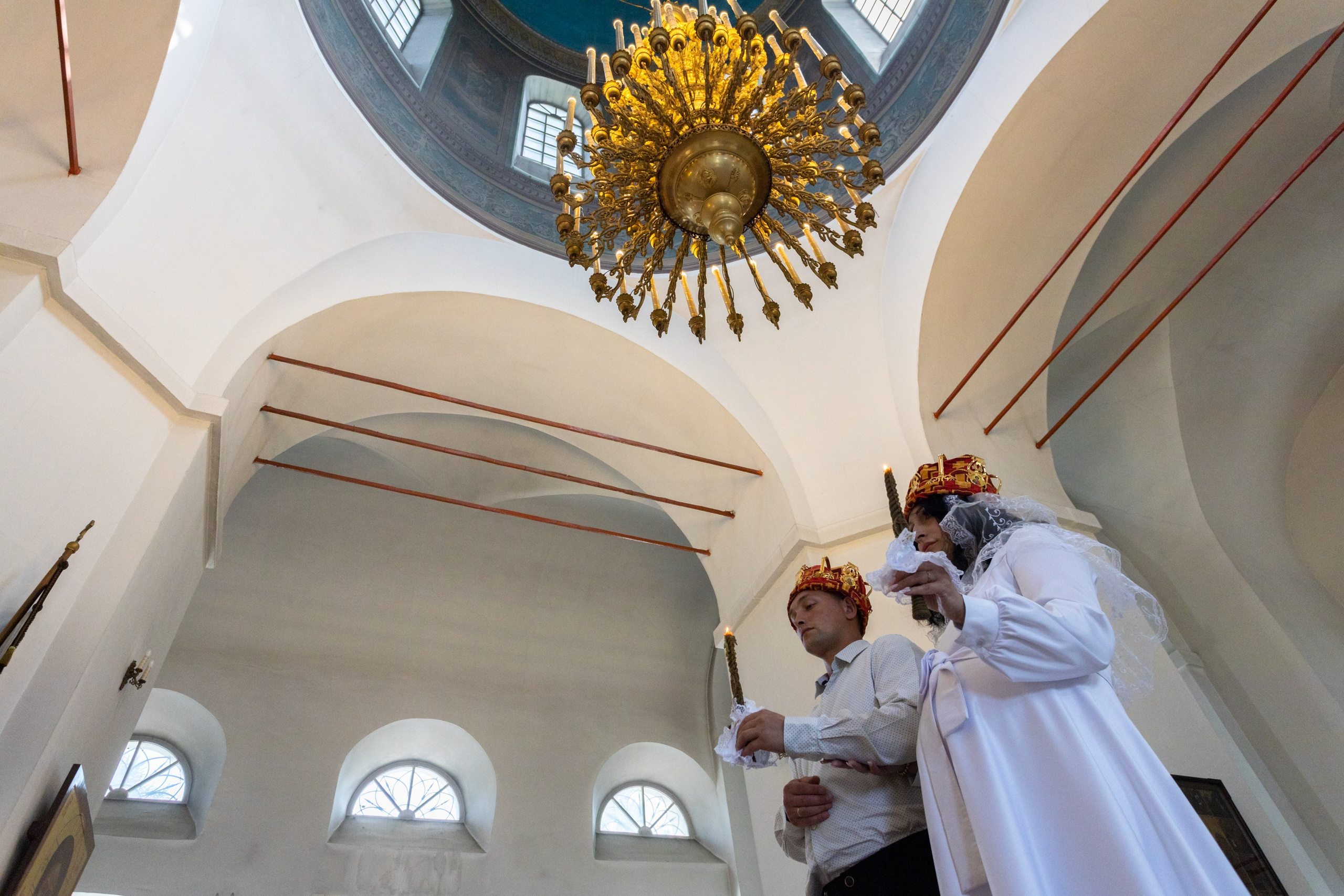 Свадьба, роспись в ЗАГСе, венчание, крещение, выписка из роддома — фотосъёмка. Визуальная упаковка брендов и проектов через фото и видеопроизводство