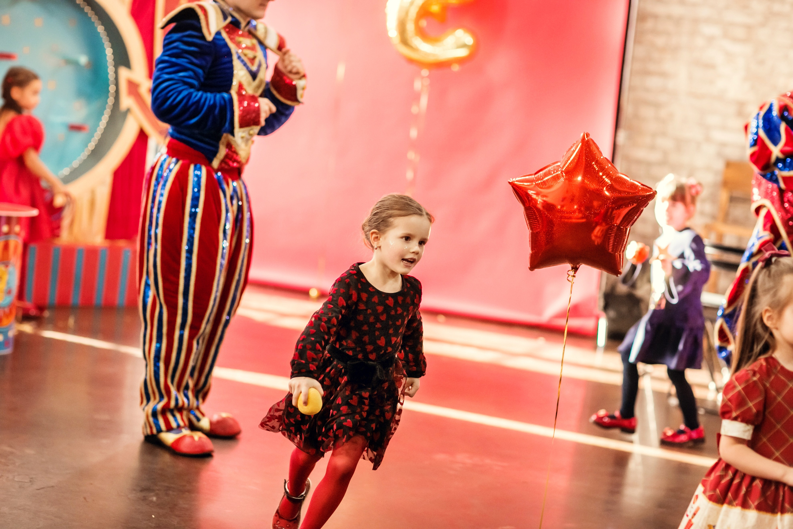 Насте 5 лет. Детский и семейный фотограф в Москве Анна Ипатьева