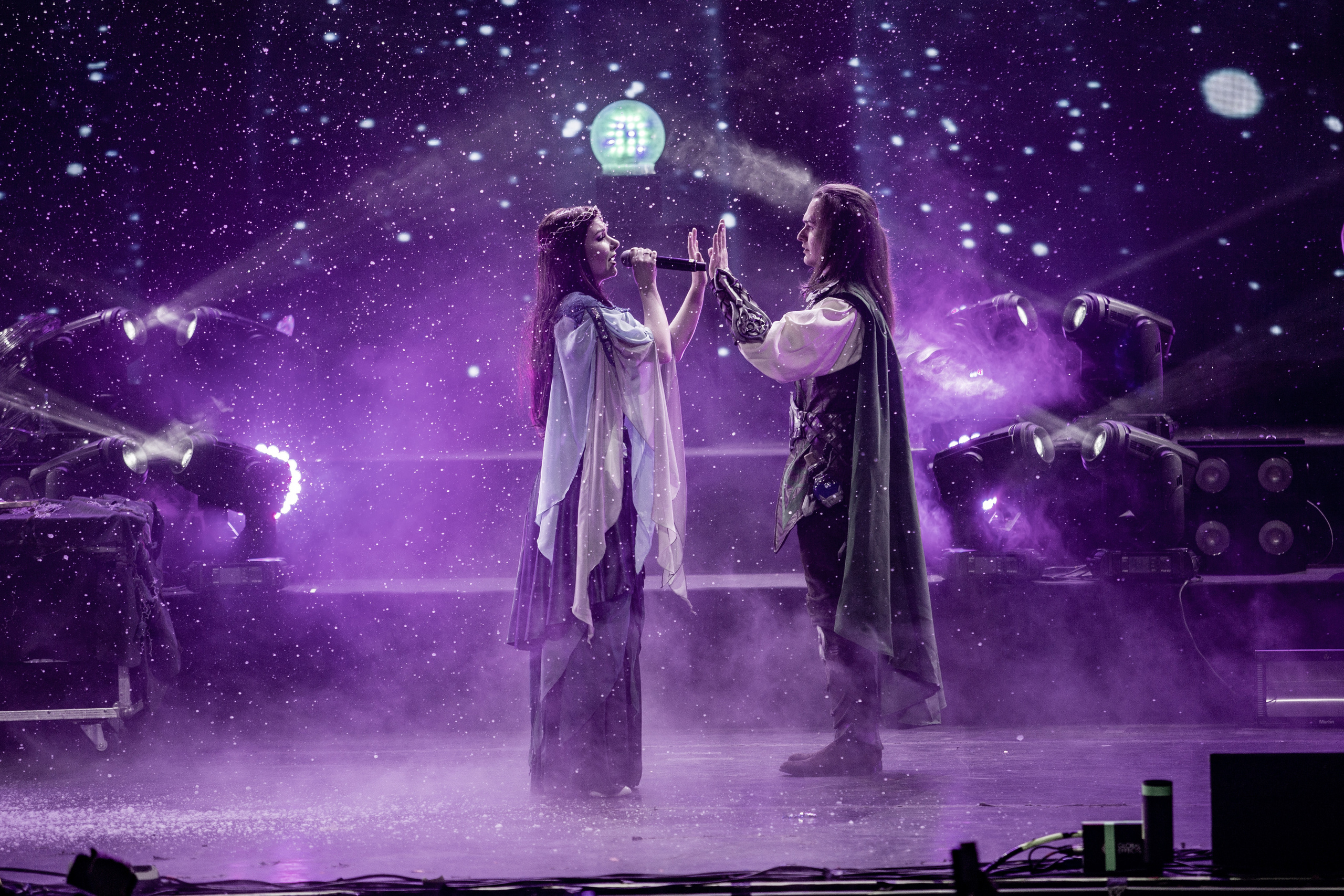 Елена Минина и Юрий Мелисов, группа Эпидемия, клуб А2