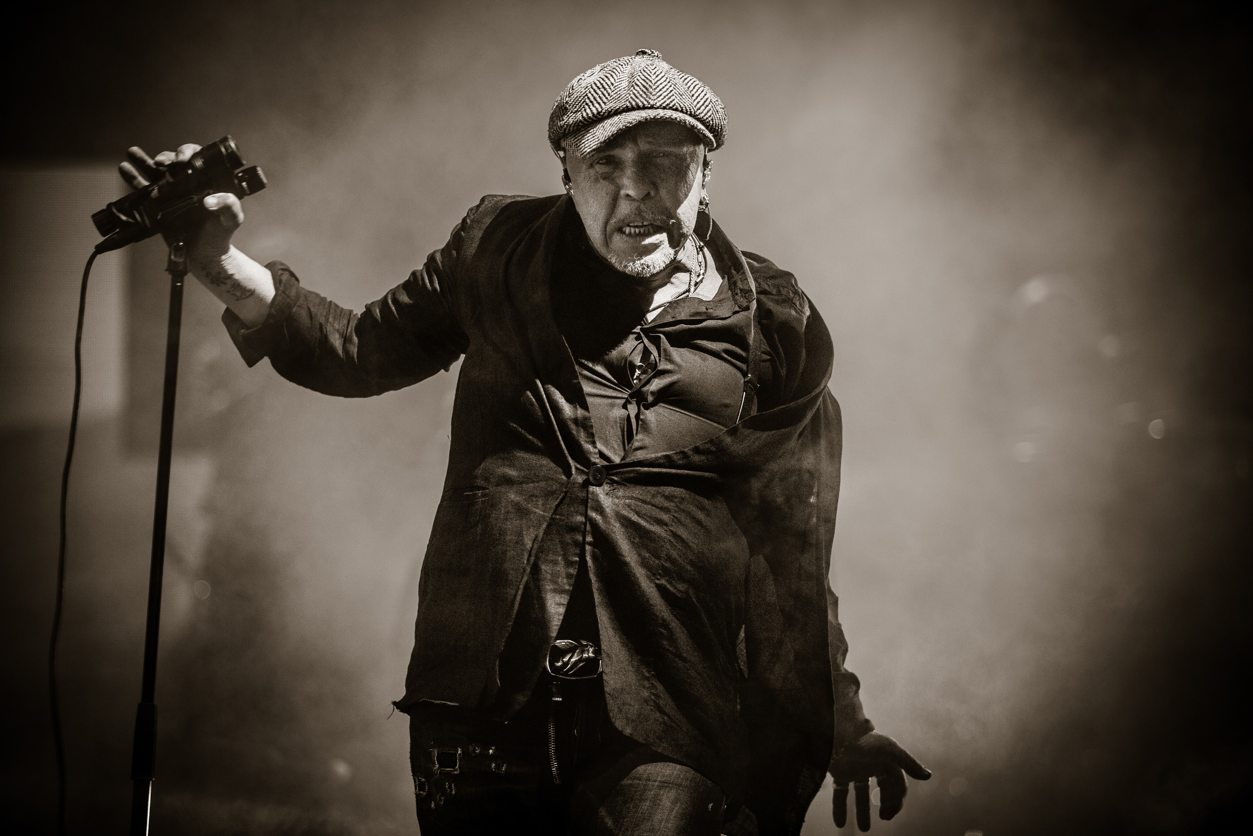 Гарик Сукачёв, СК Юбилейный