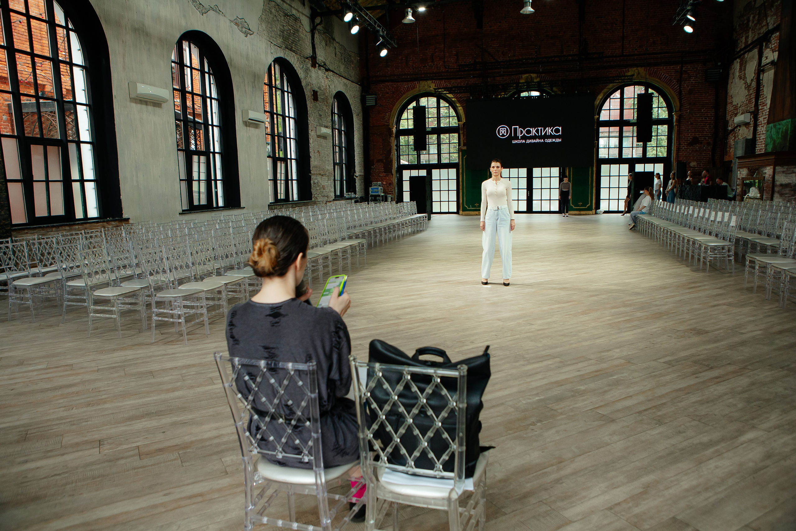 Выпускной школы дизайна «Практика». Семейный и детский фотограф в Москве Александра Мак