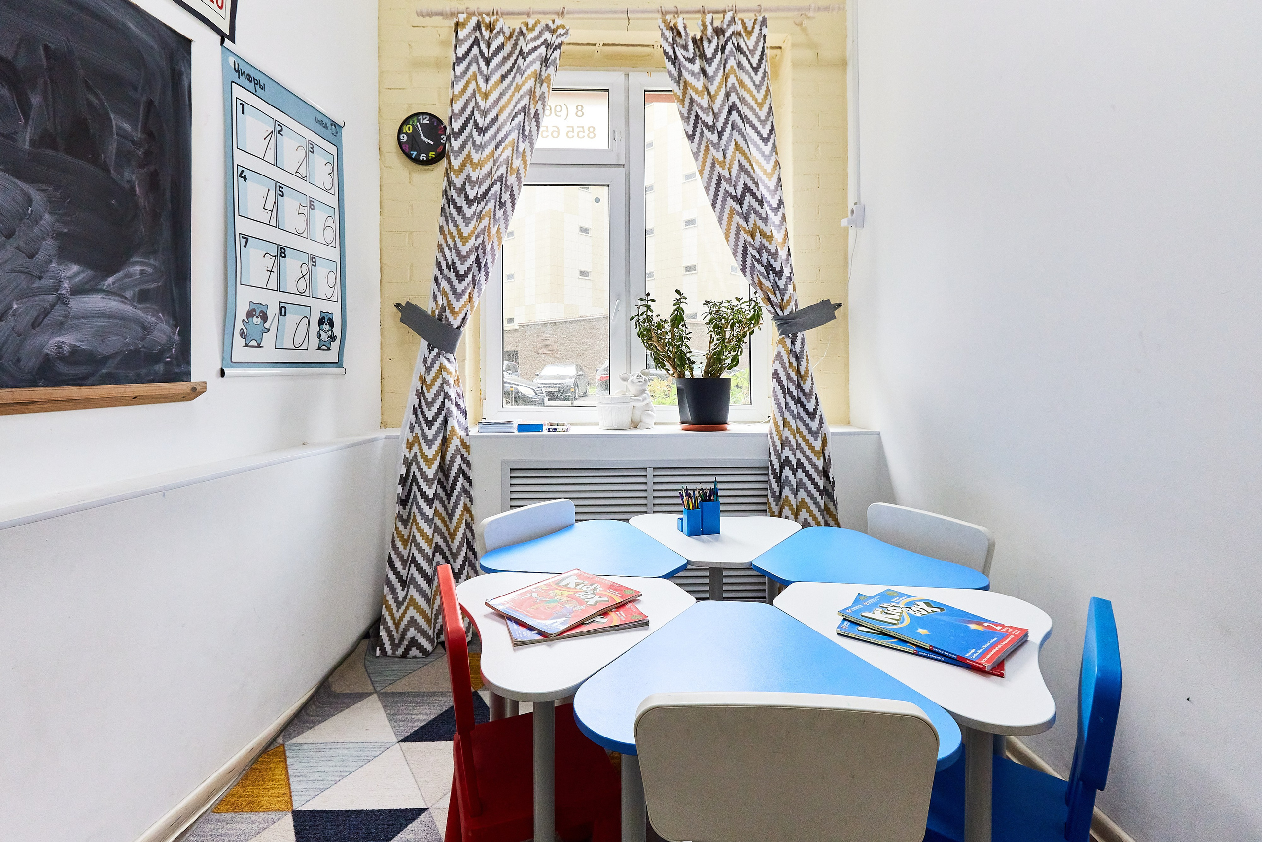 Языковая школа UniTalk. Фотограф Анастасия Леонтьева Санкт-Петербург