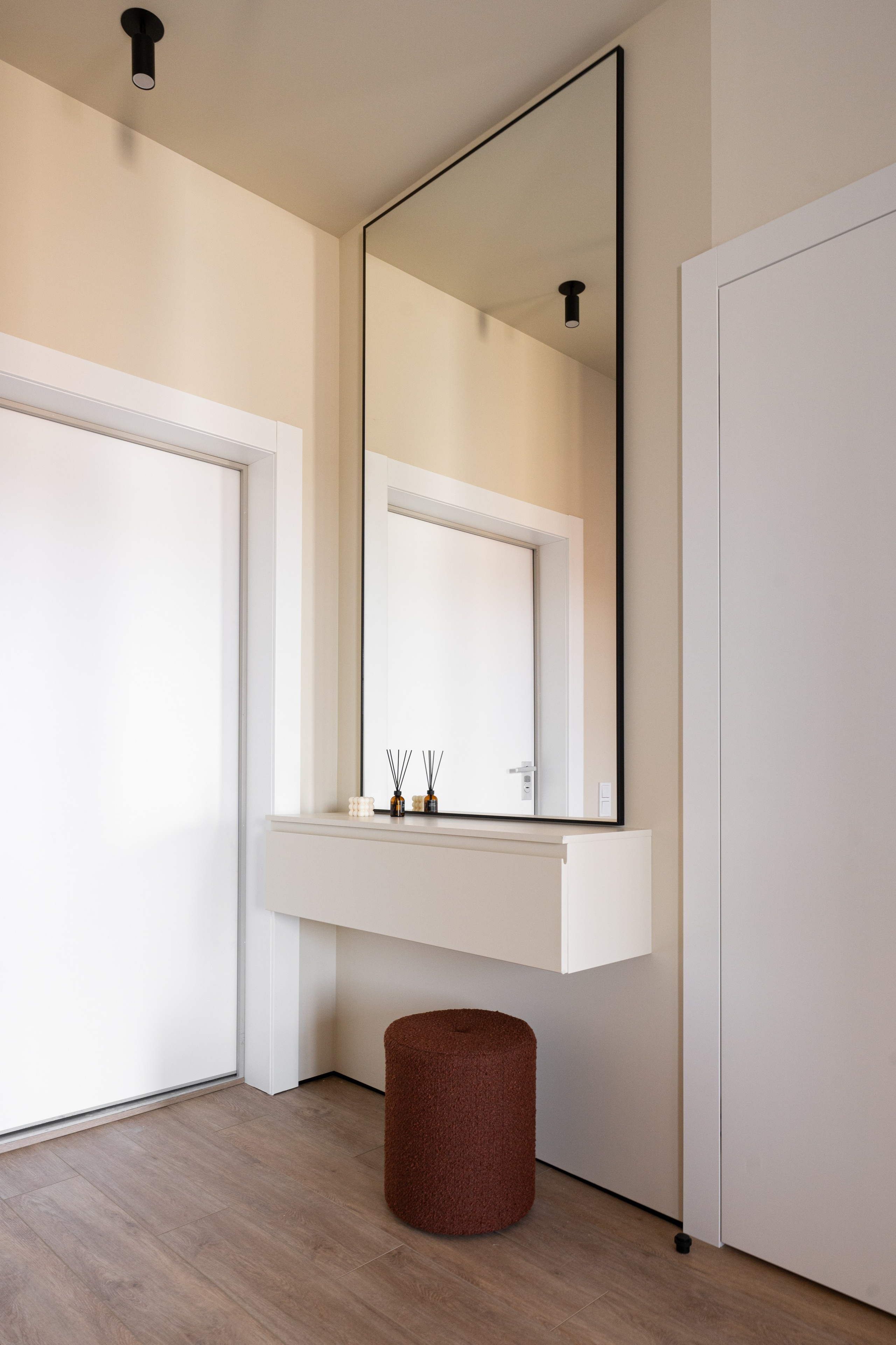 Контакты. Дизайнер интерьера в Москве Туринова Мария