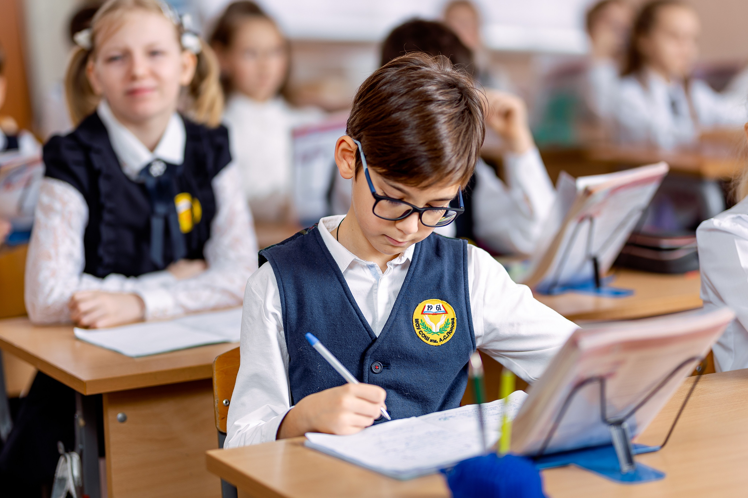 Репортаж на уроках. Семейный и детский фотограф Комина Елена, Власиха, Одинцово