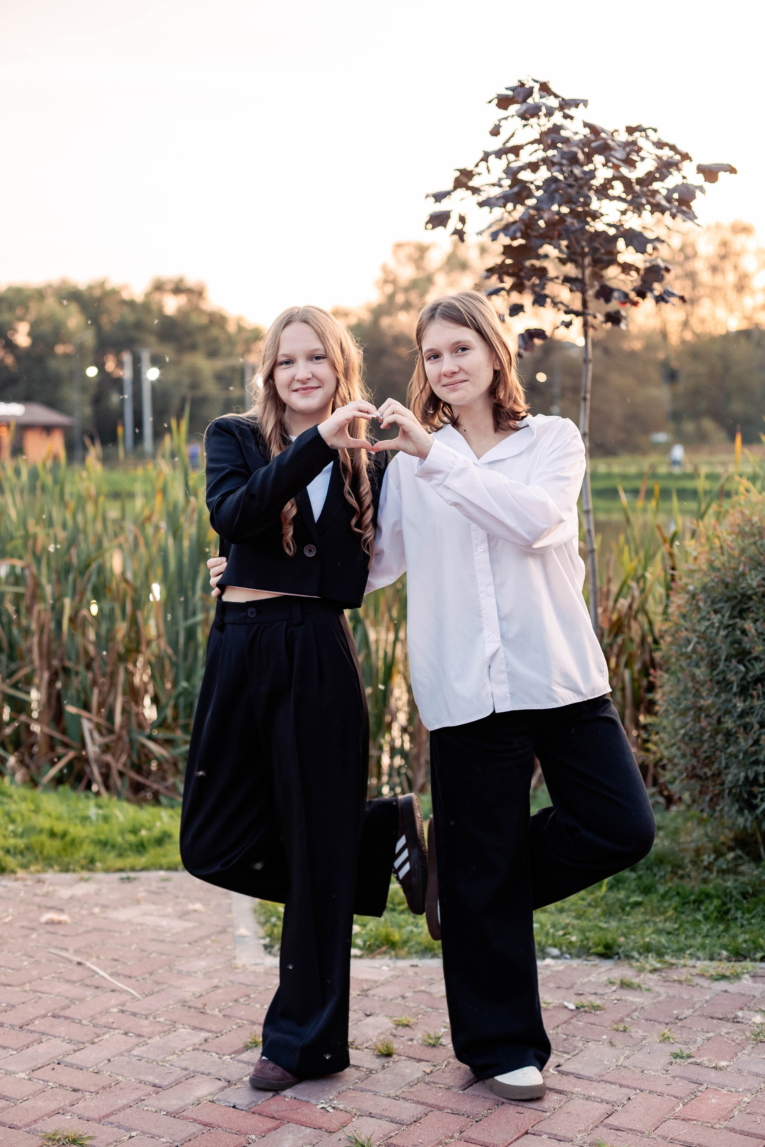 Позирование группы. Выпускные альбомы для детского сада и школы