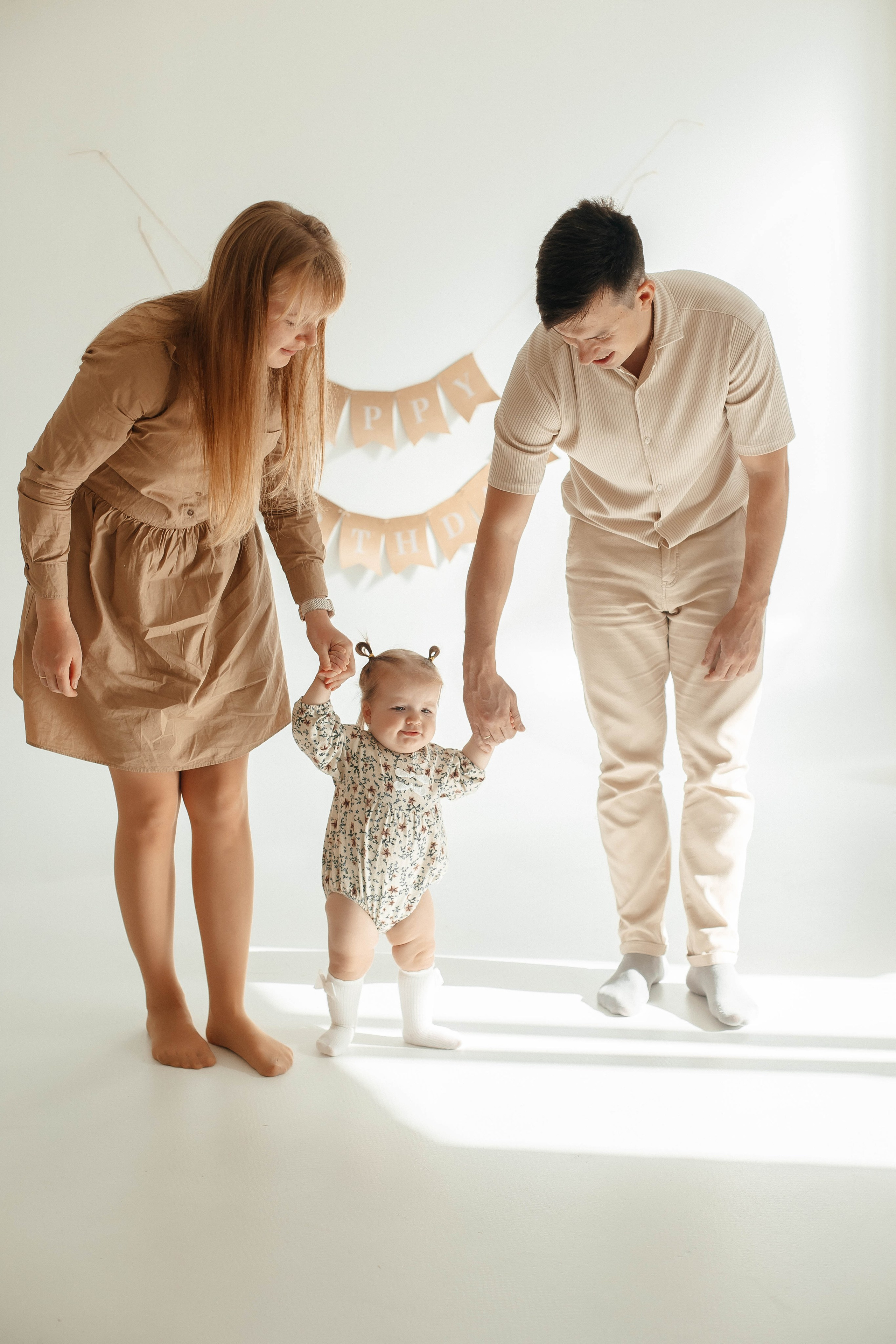 Лиза — 1 годик. «Первый год — первый праздник в кадре!». Виктория Ларина — Портретный профессиональный фотограф в Иркутске