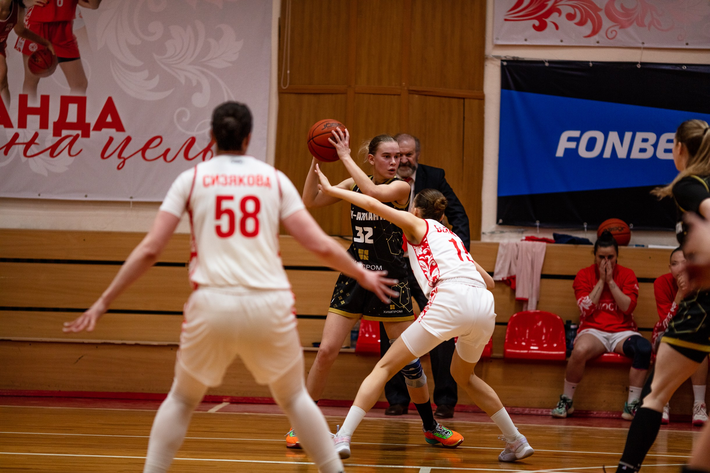 БК Юность — ЧГУ-Атланта / 3 игра. Фотография