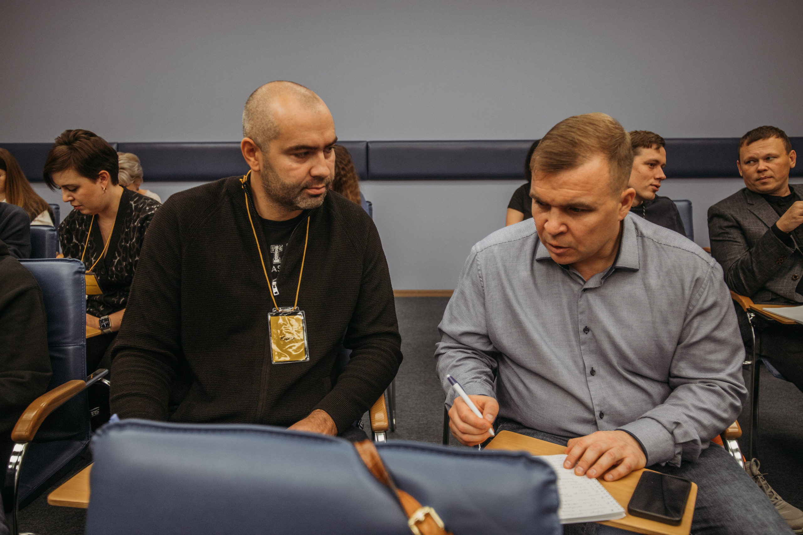 Тренинг по НЛП технологиям Михаила Пелехатого. Венера Гайн. Репортажный фотограф  Тюмень. Обучение фотографии с 0