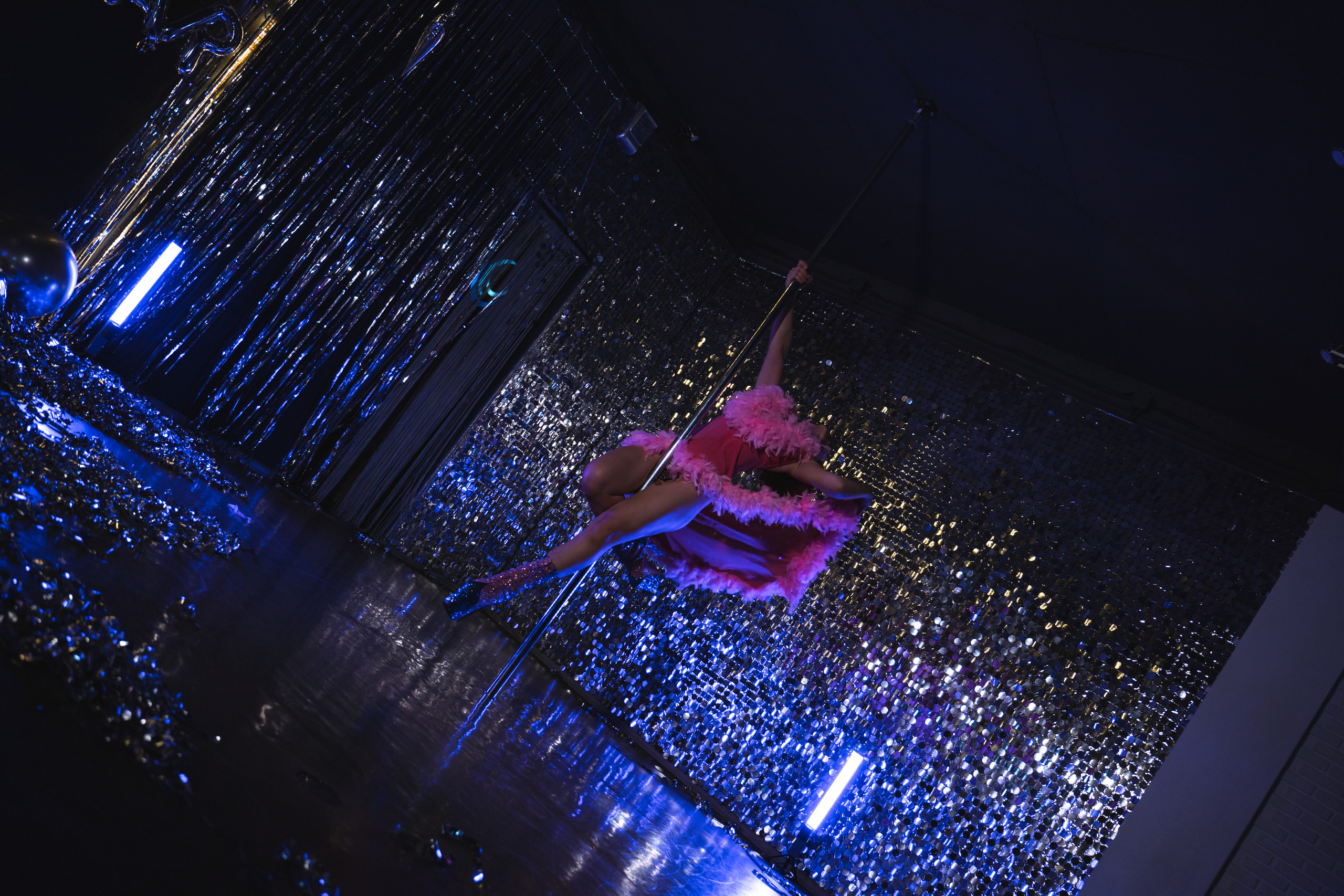 Moon House| стрип пластика. Фотограф, Видеограф Новосибирск