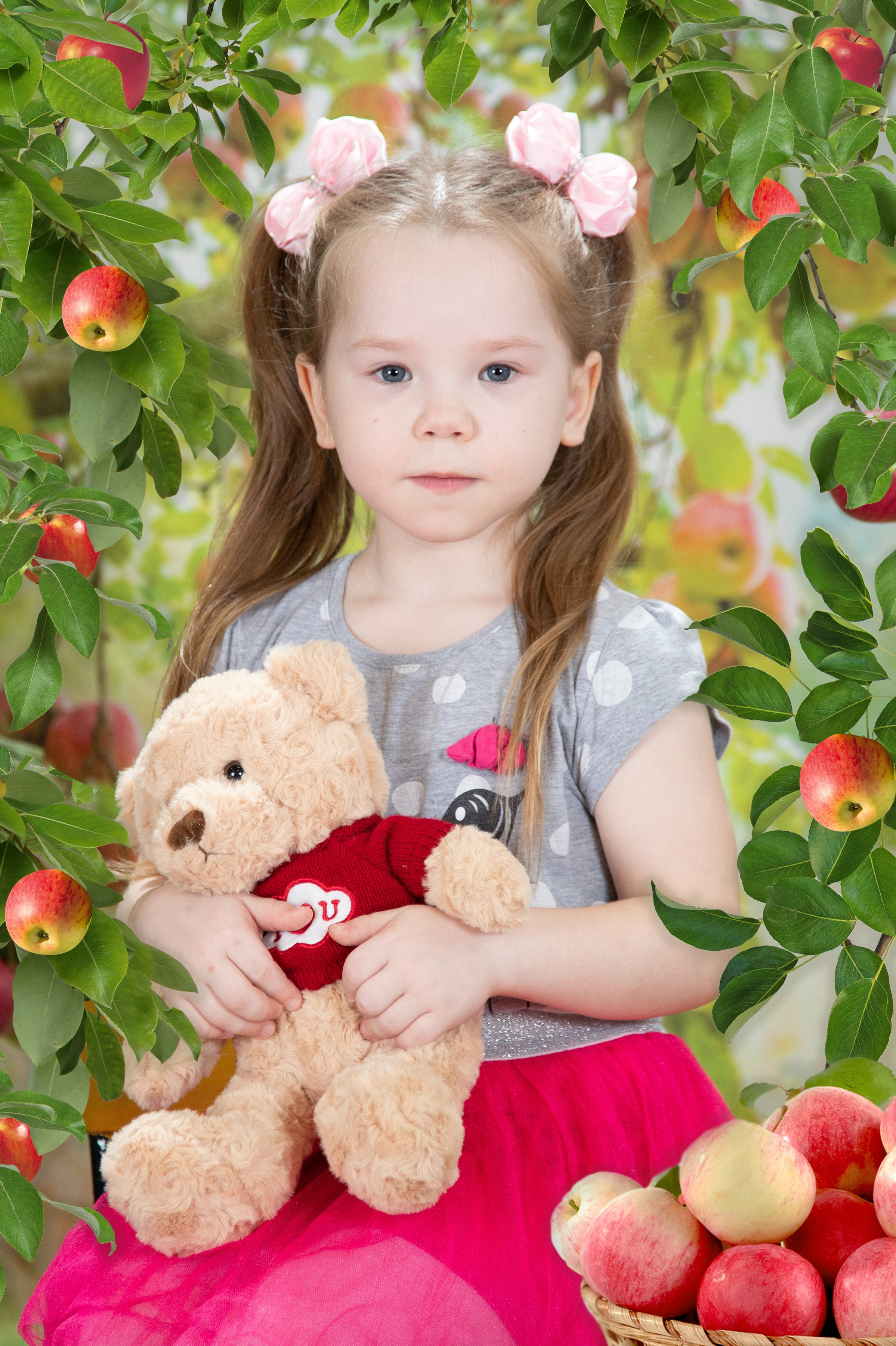 Яблоня фотосессия детская. Детская фотостудия «Фоточка» Москва Зеленоград фотопроекты, выпускные альбомы