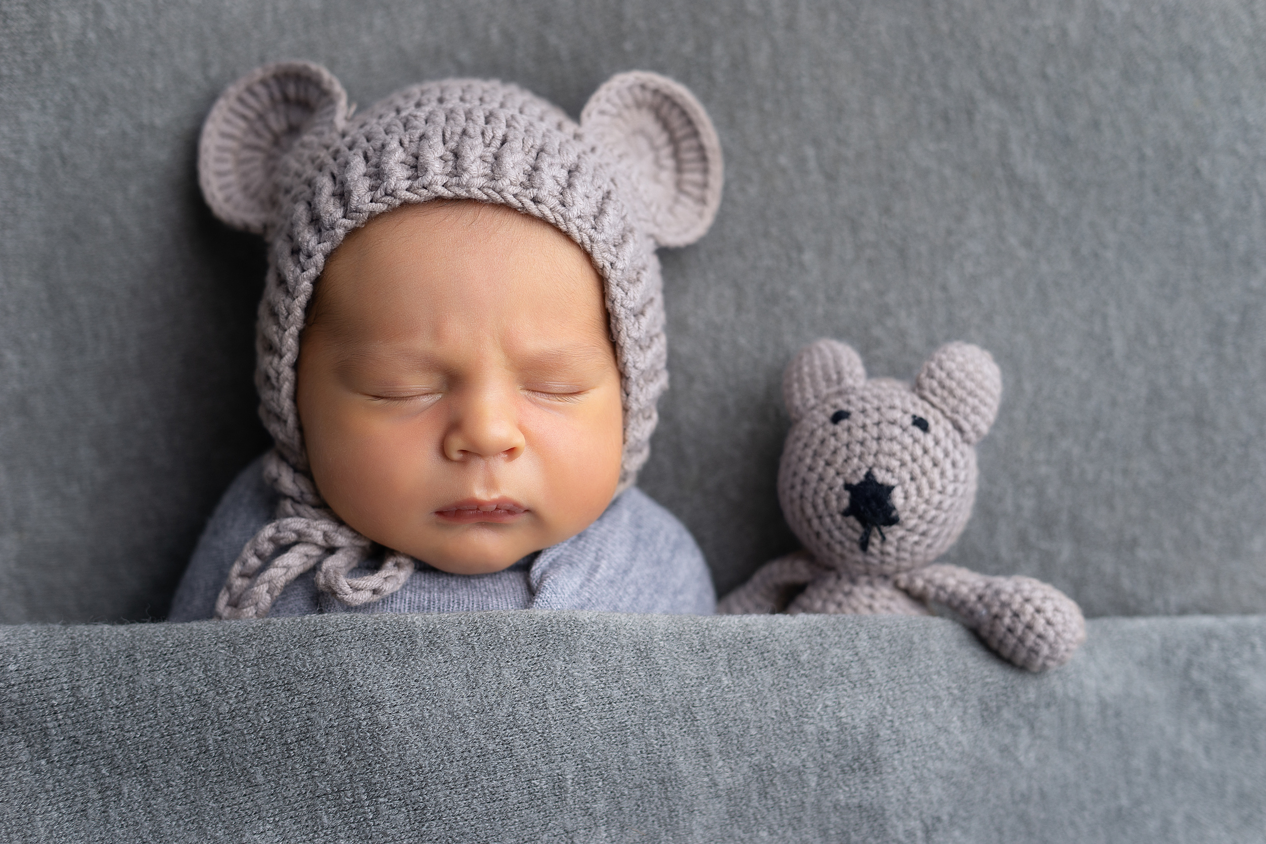 Новорожденные. Фотограф в Новосибирске