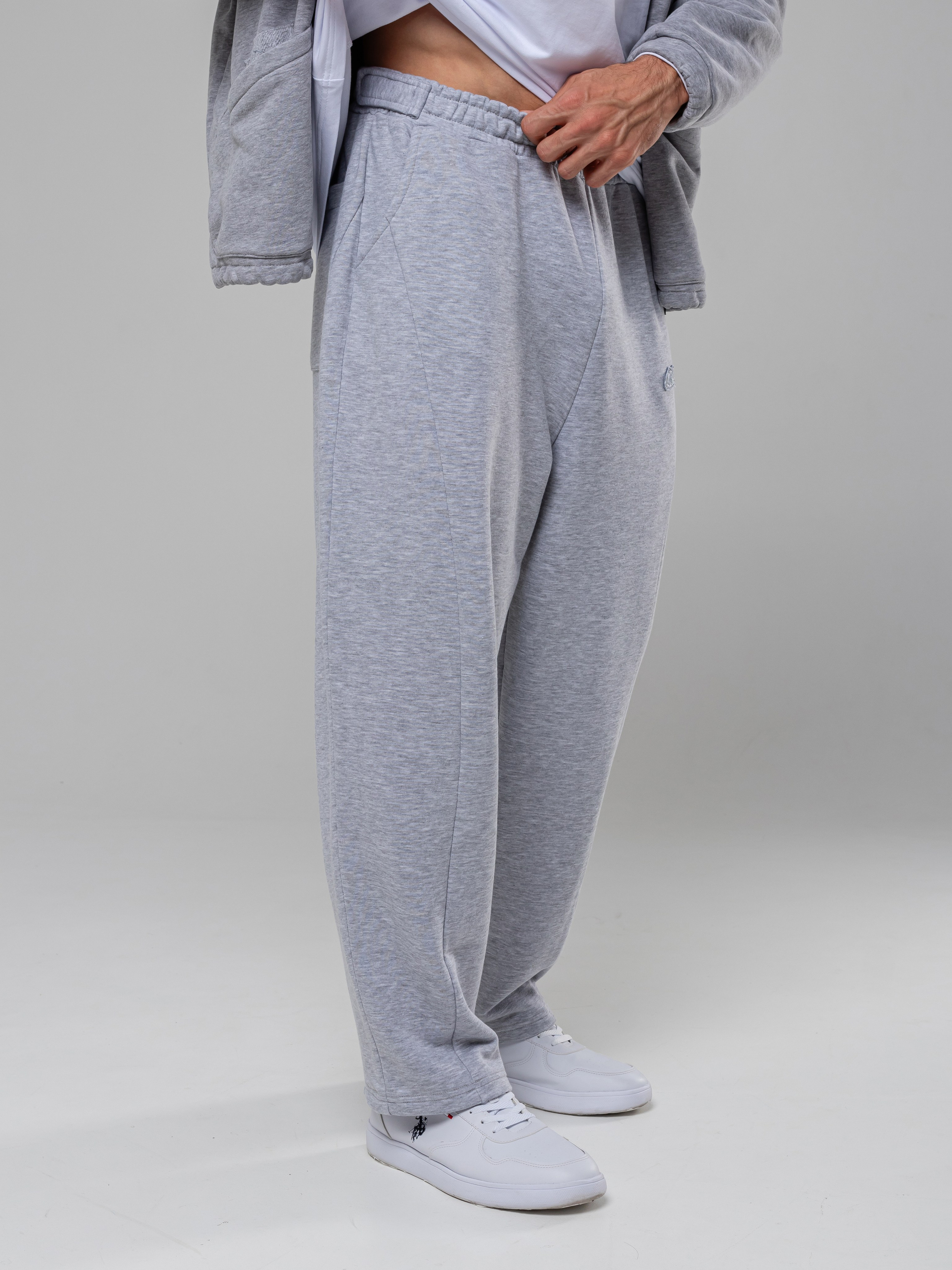 Худи и штаны. Фотограф в Краснодаре Арина Кудряшова