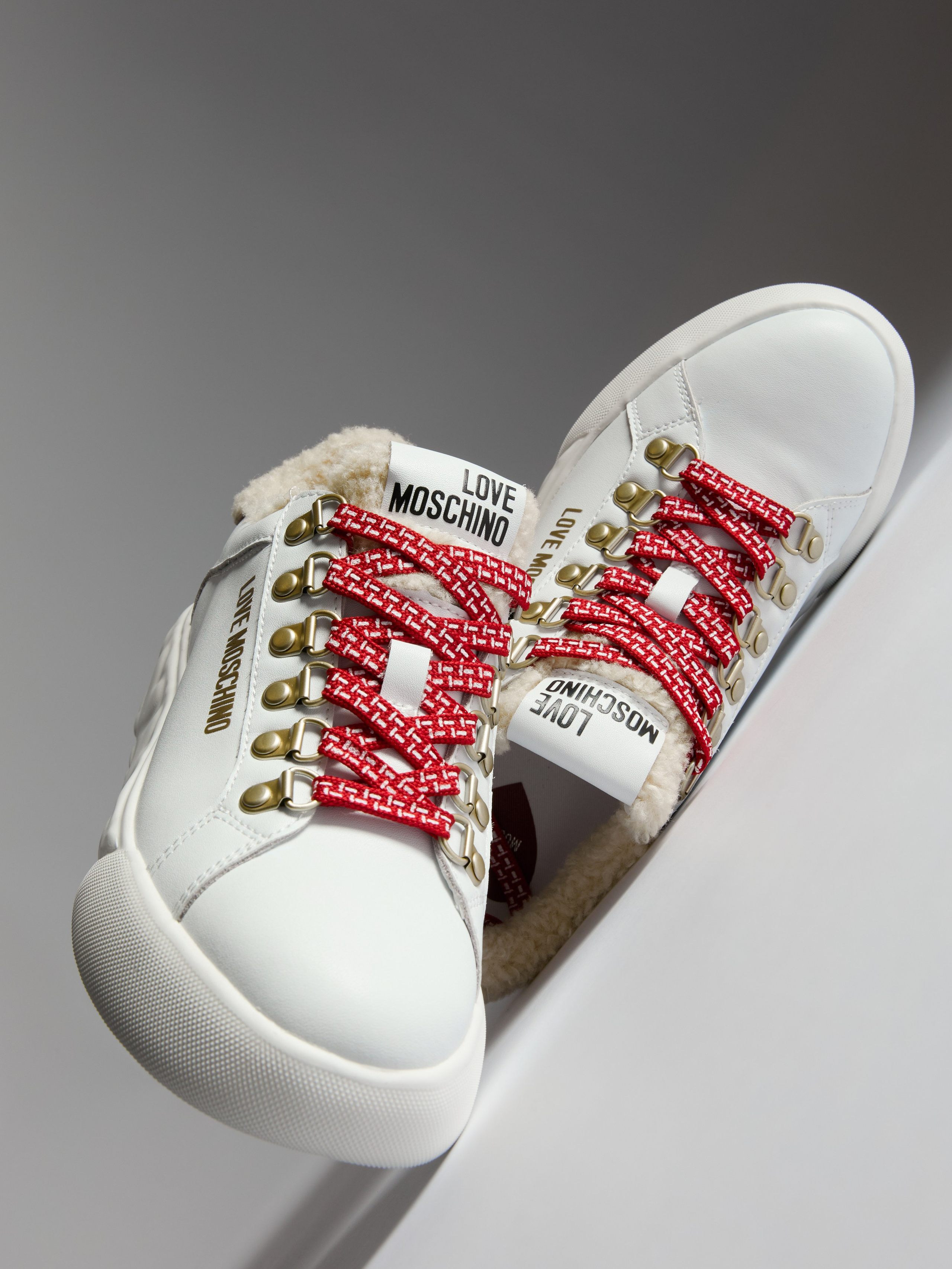 Предметный фотограф в Москве Евгений Шубин