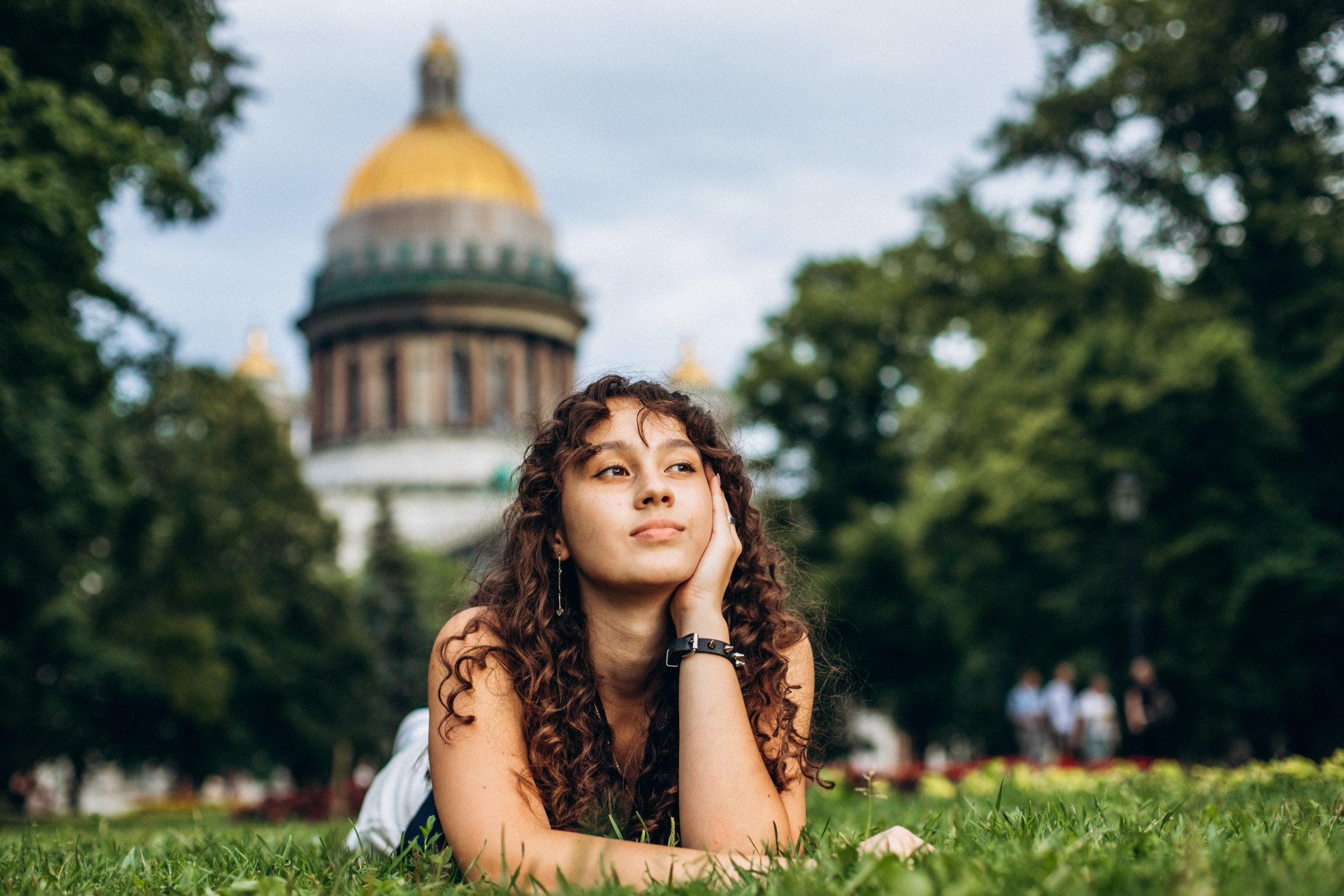 Алина в июле. Фотопрогулка в Петербурге. Индивидуальный и семейный фотограф в Санкт-Петербурге