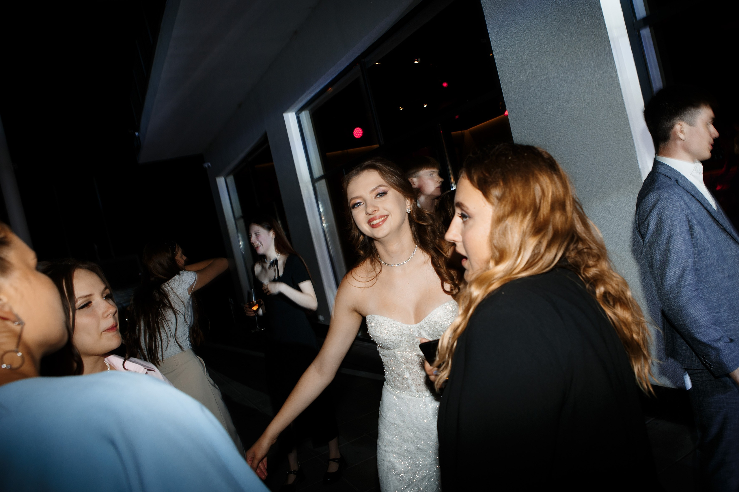 Выпускной Гимназия 12 2024 OpenHouse. Свадебный и портретный Фотограф в Липецке Дмитрий Котюков