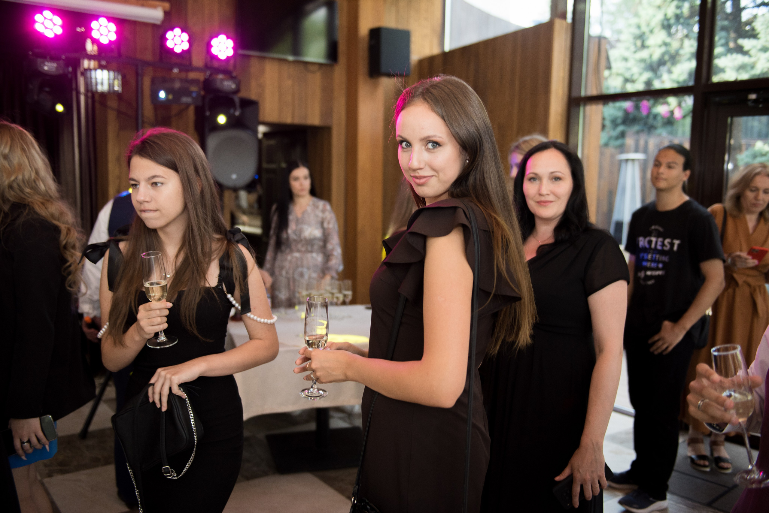 Выпускной — 11 класс. Фотограф Семён Пишта