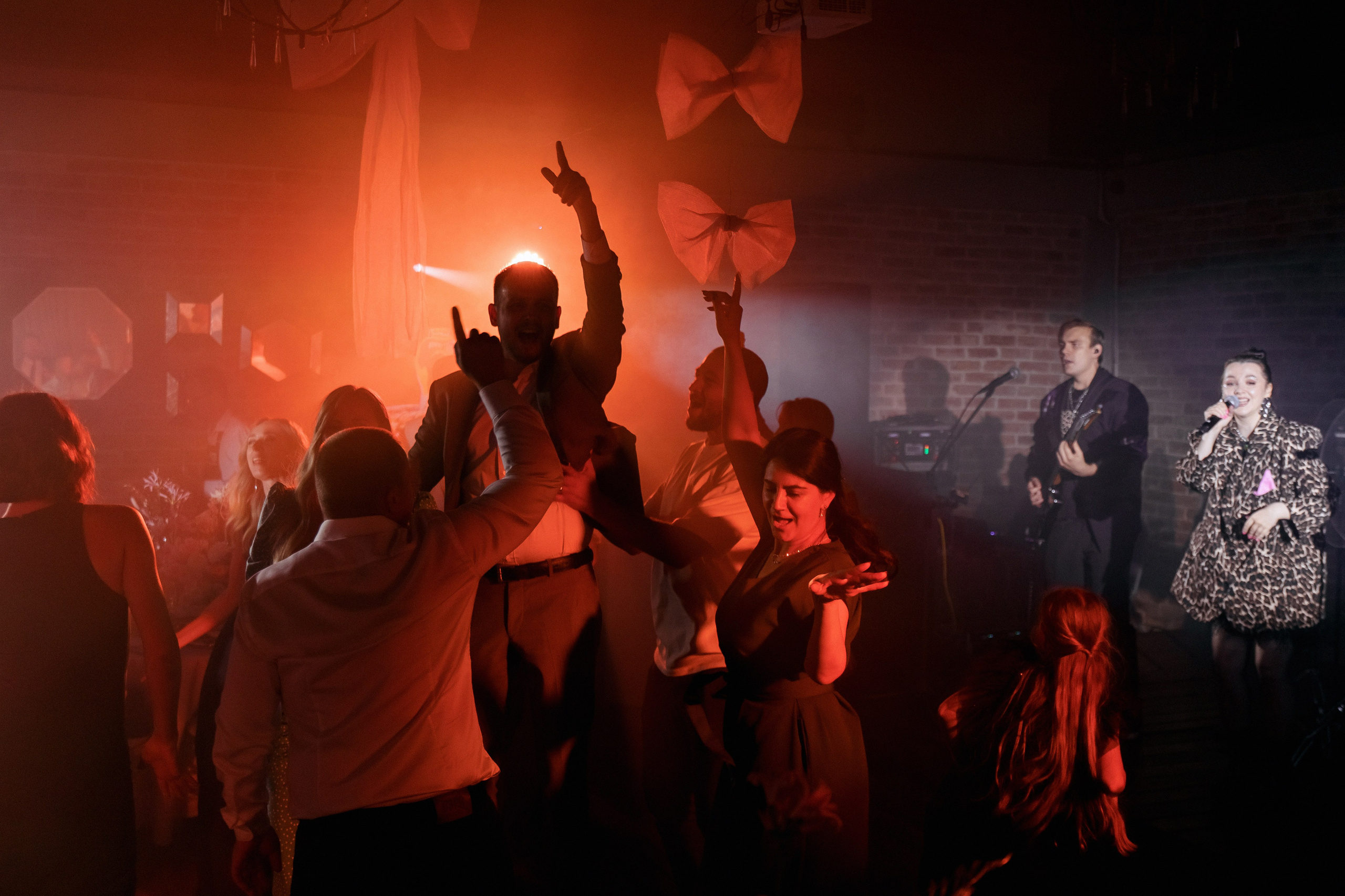 Золотая осень Андрея и Дарьи в Art Village Club. Свадебный фотограф Москва